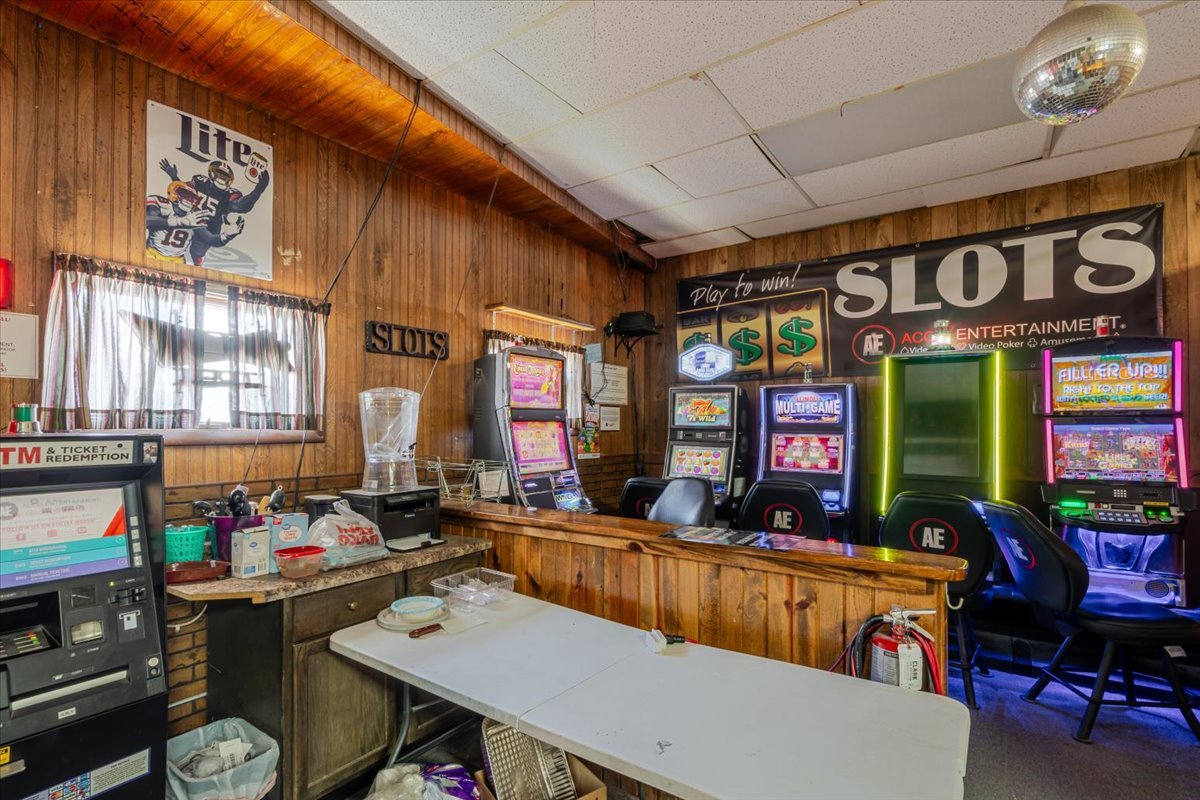 206 W Locust Street, Fairbury, IL 61739