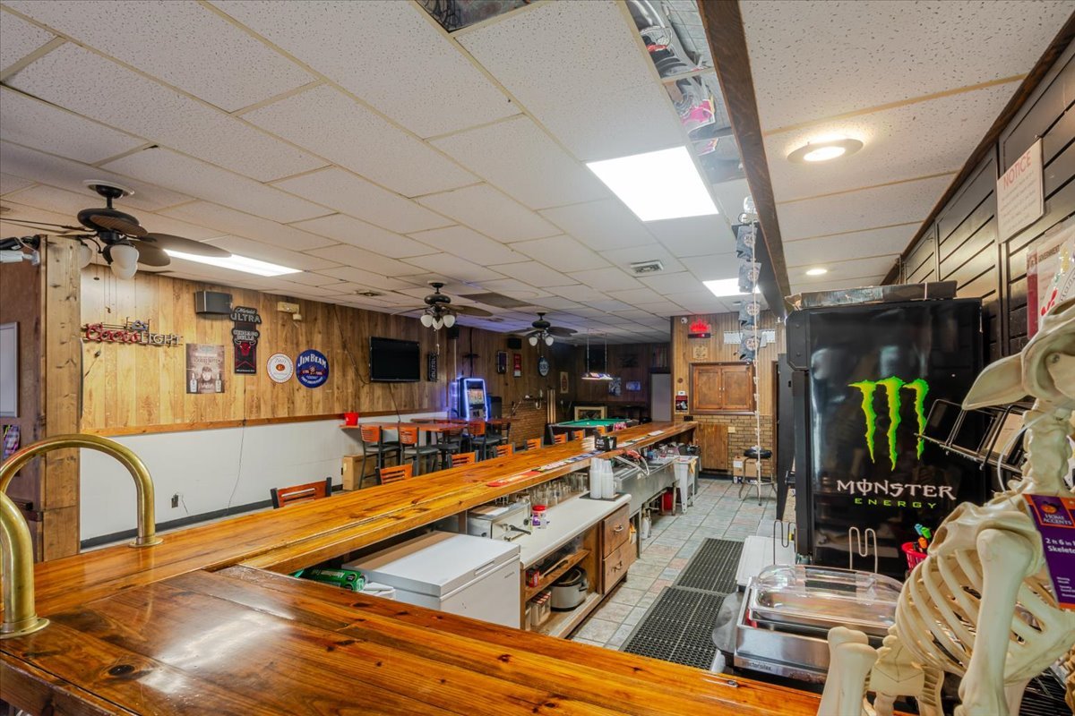 206 W Locust Street, Fairbury, IL 61739