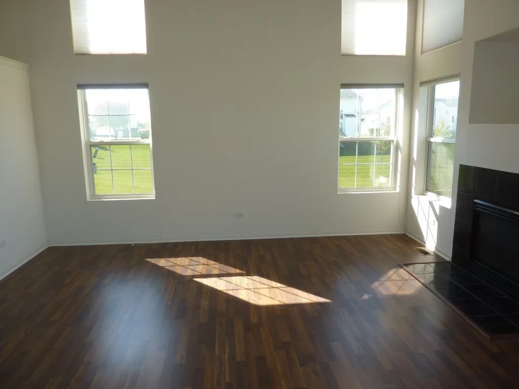 1040 MONTEGO BAY Court #1040, Romeoville, IL 60446