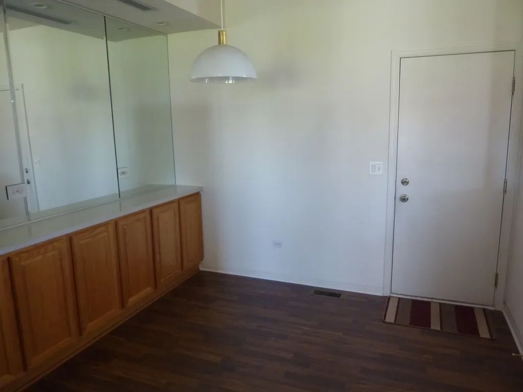 1040 MONTEGO BAY Court #1040, Romeoville, IL 60446