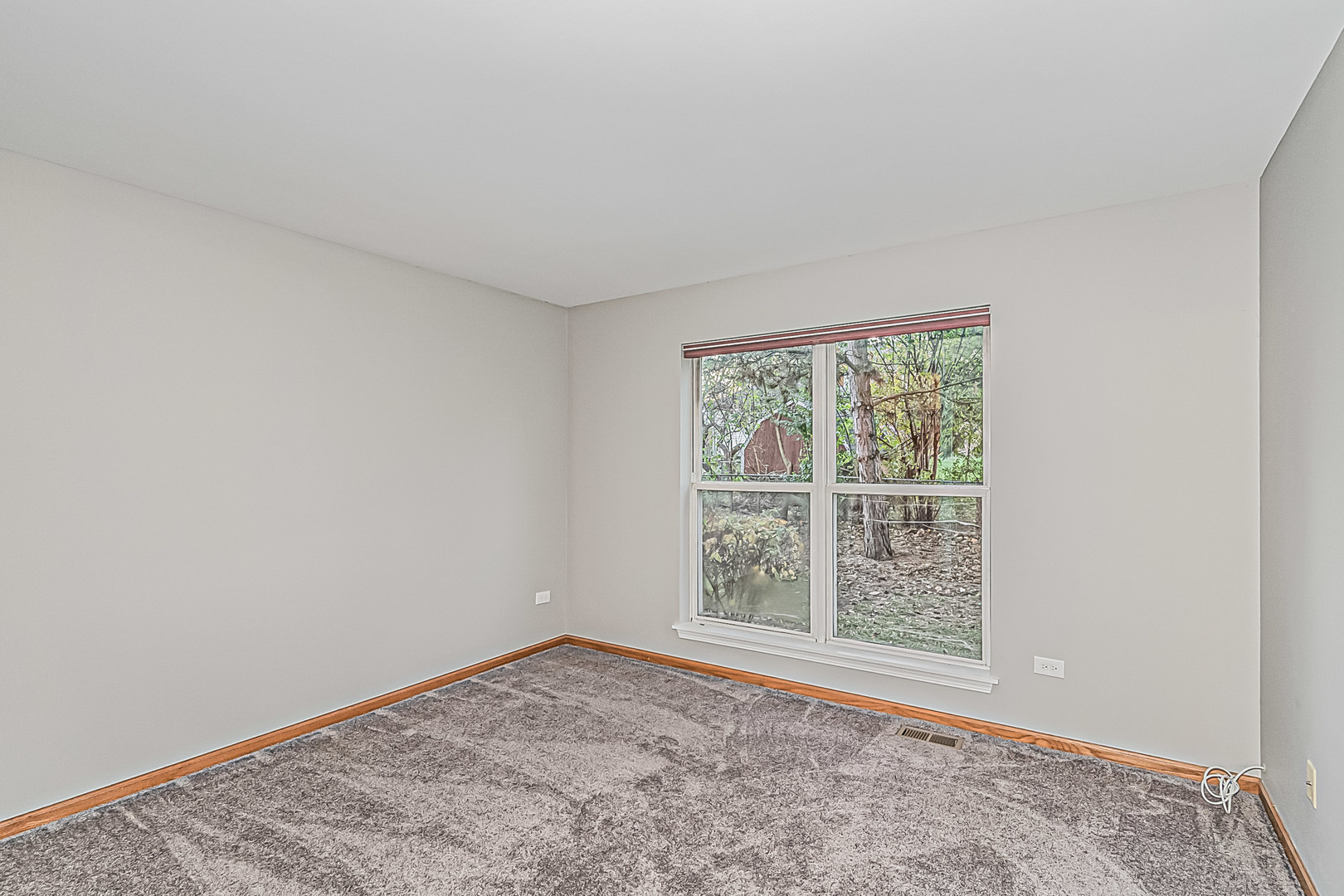 214 N Cathy Lane, Mount Prospect, IL 60056