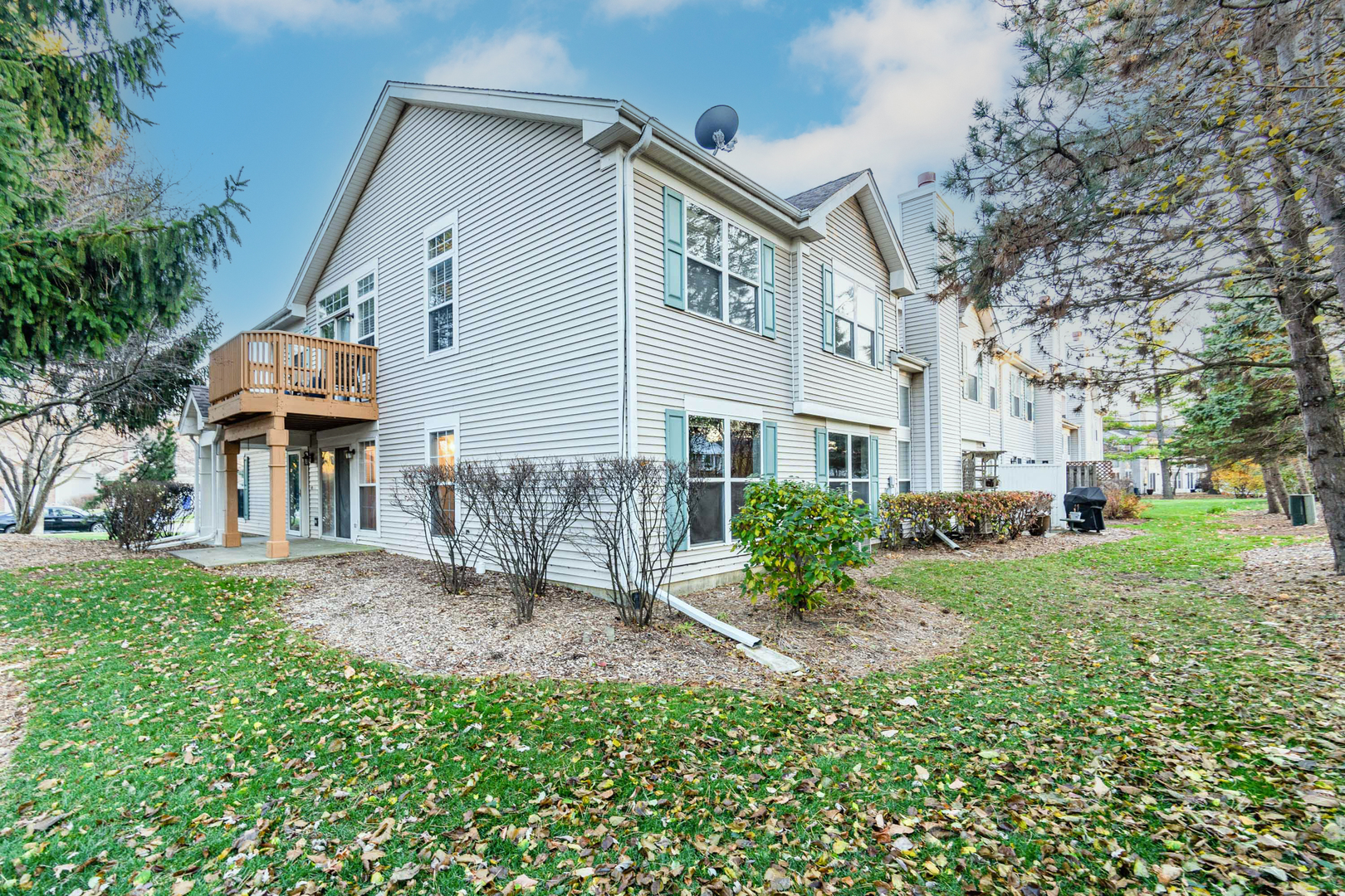 214 N Cathy Lane, Mount Prospect, IL 60056