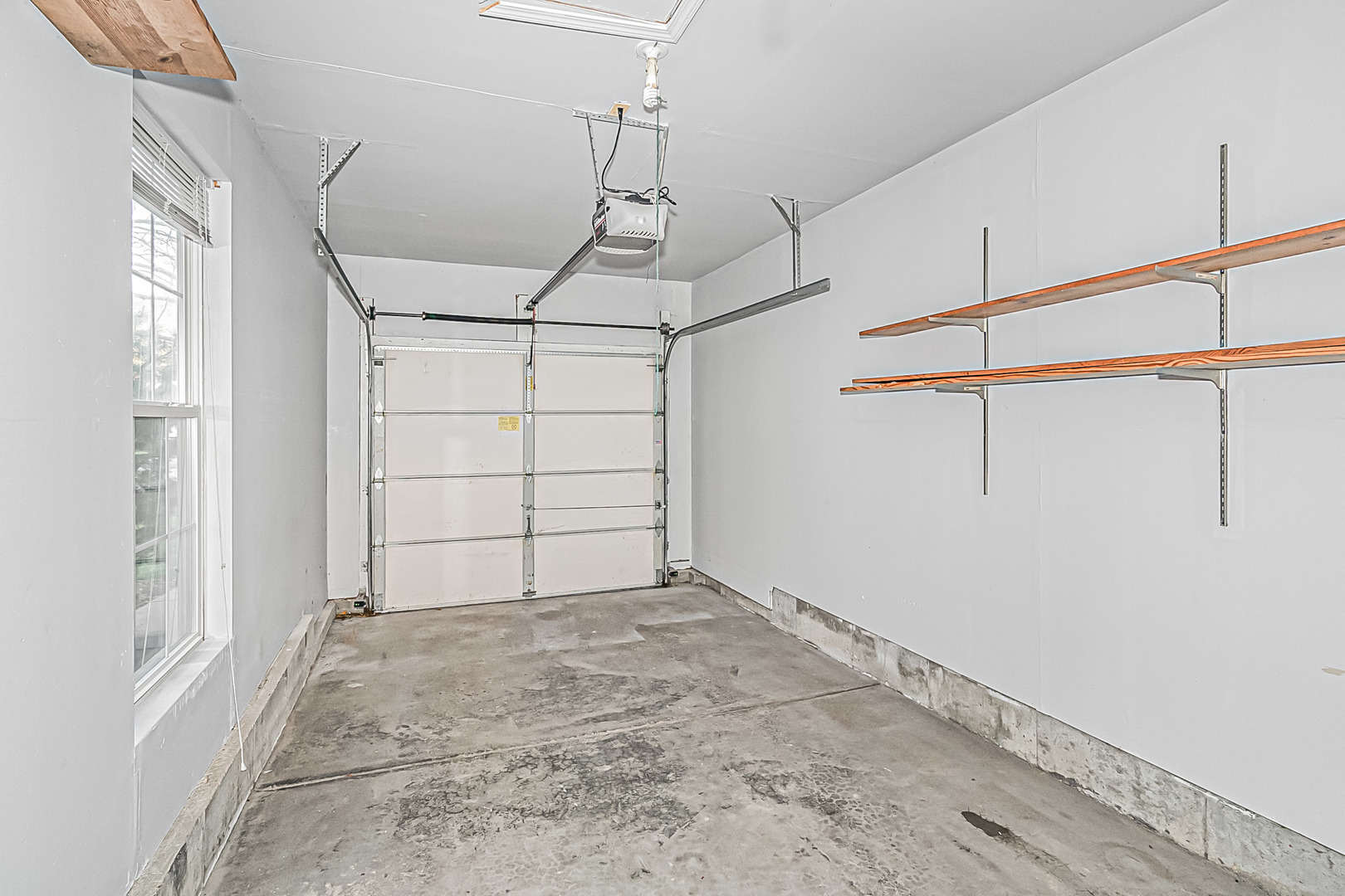 214 N Cathy Lane, Mount Prospect, IL 60056