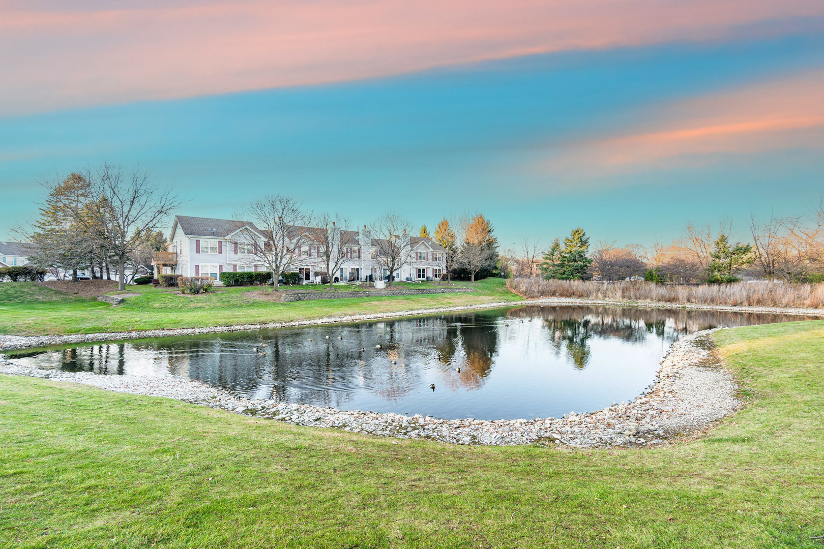 214 N Cathy Lane, Mount Prospect, IL 60056