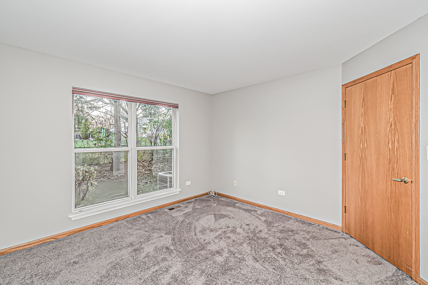 214 N Cathy Lane, Mount Prospect, IL 60056