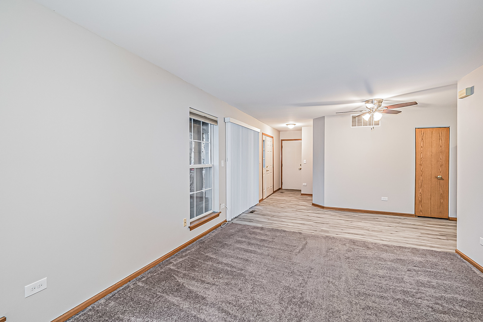 214 N Cathy Lane, Mount Prospect, IL 60056