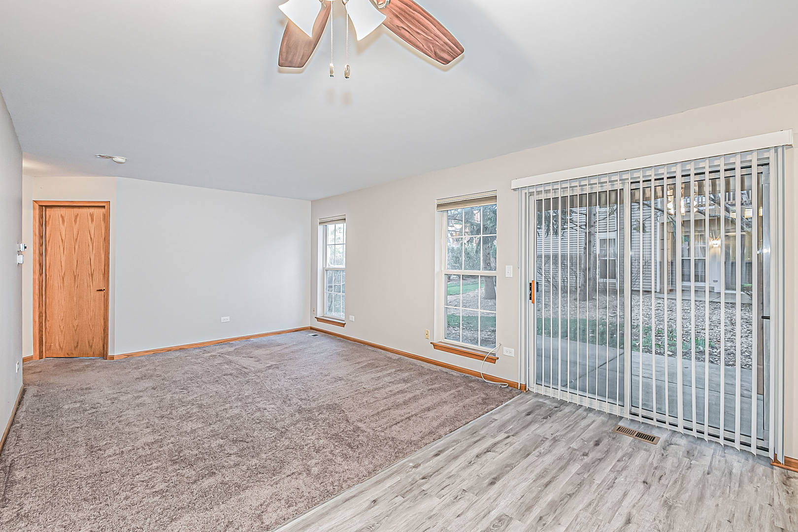 214 N Cathy Lane, Mount Prospect, IL 60056