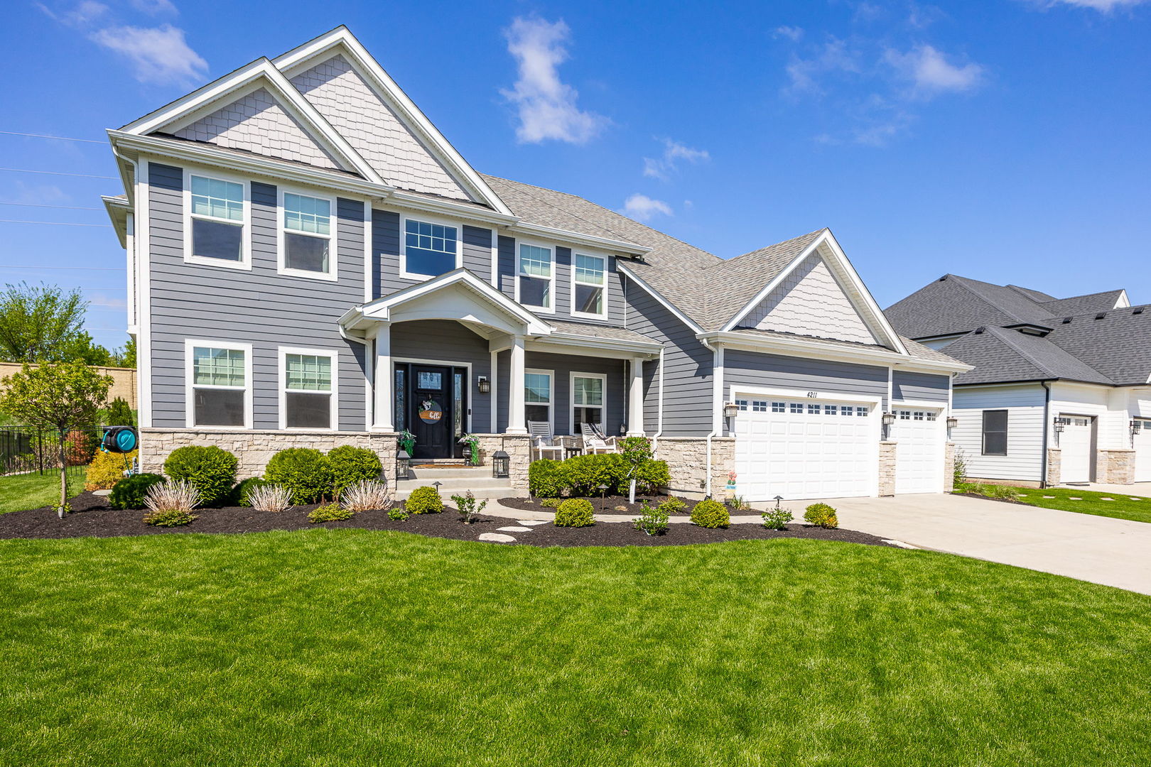 4211 Chinaberry Lane, Naperville, IL 60564