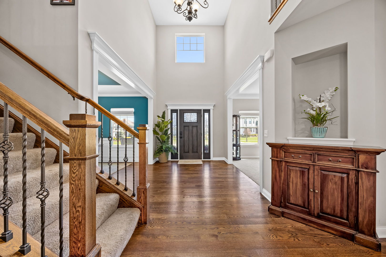 4211 Chinaberry Lane, Naperville, IL 60564
