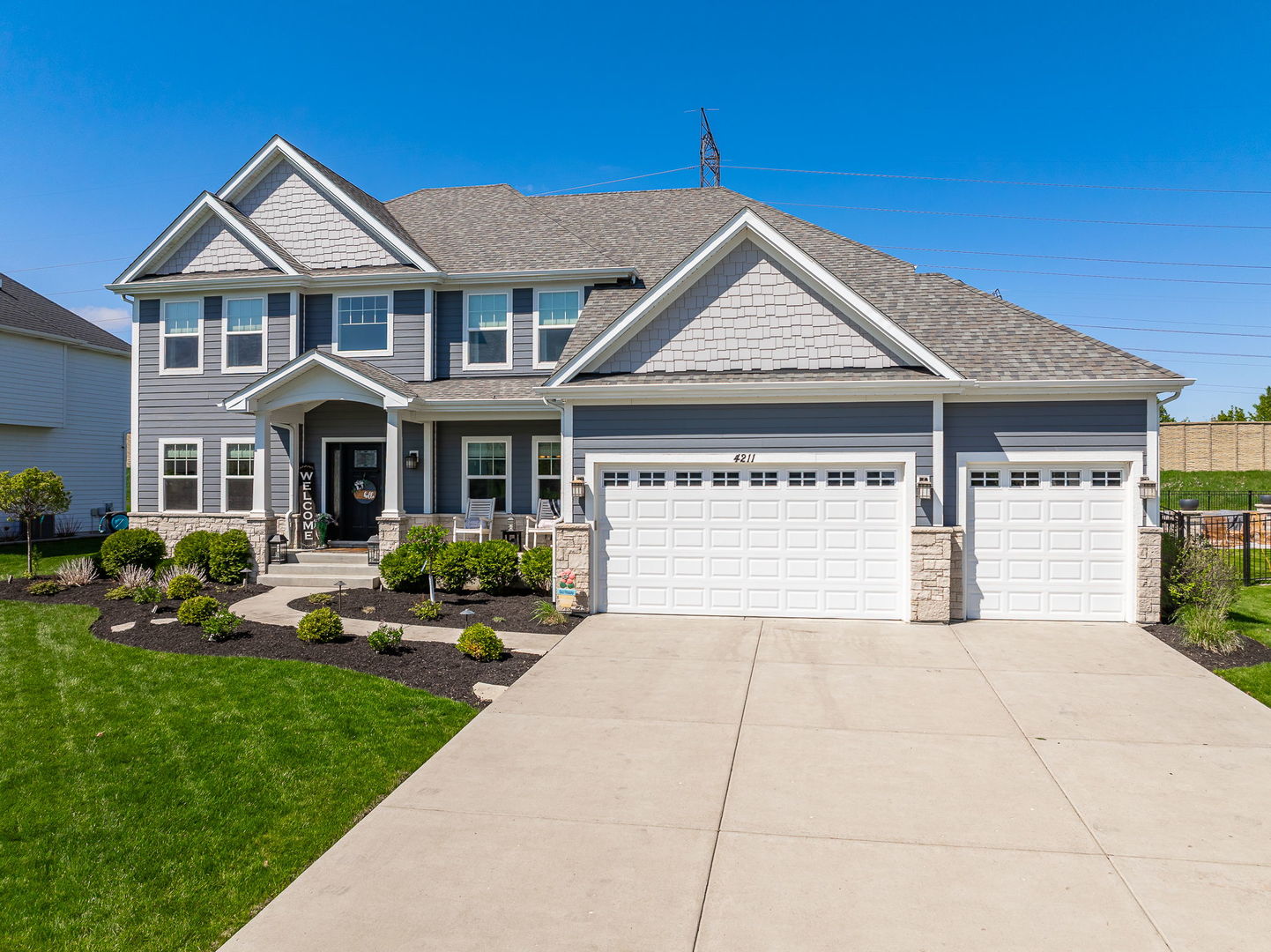 4211 Chinaberry Lane, Naperville, IL 60564