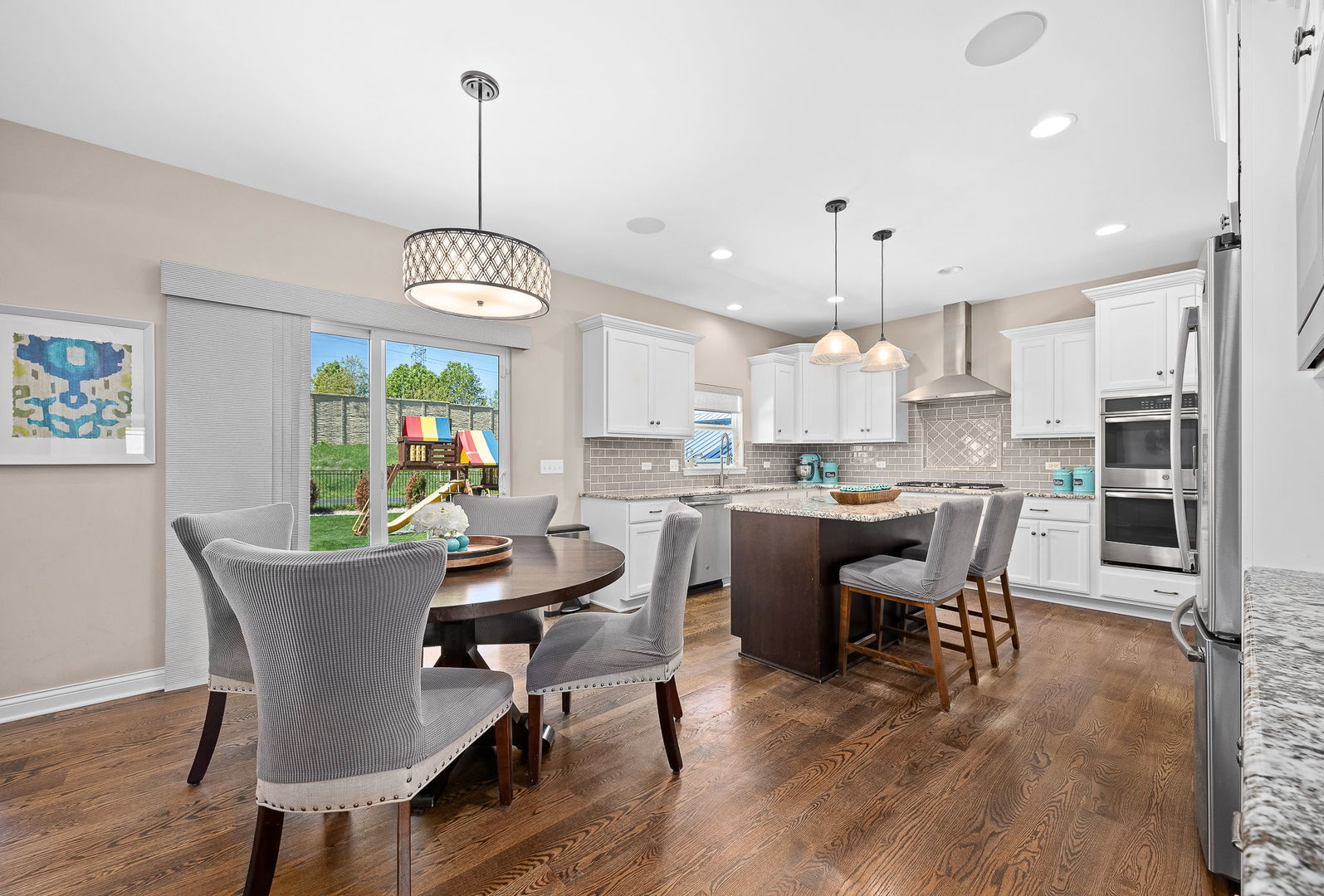 4211 Chinaberry Lane, Naperville, IL 60564