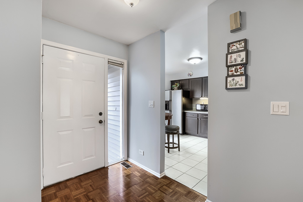 1092 Pinetree Circle #0, Buffalo Grove, IL 60089