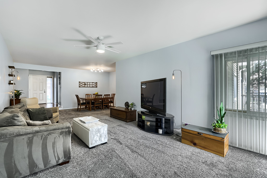 1092 Pinetree Circle #0, Buffalo Grove, IL 60089