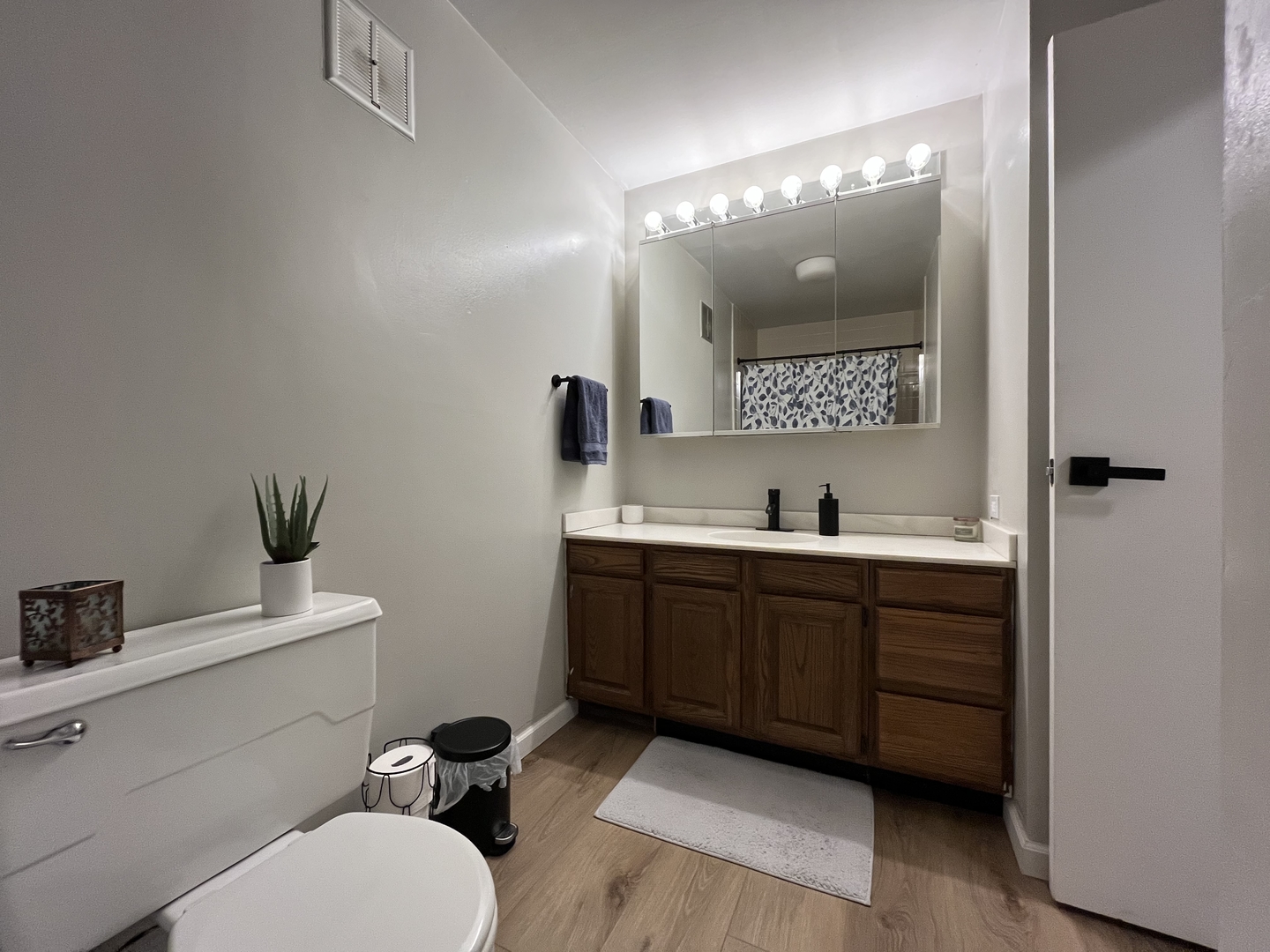 1405 E Central Road #305A, Arlington Heights, IL 60005