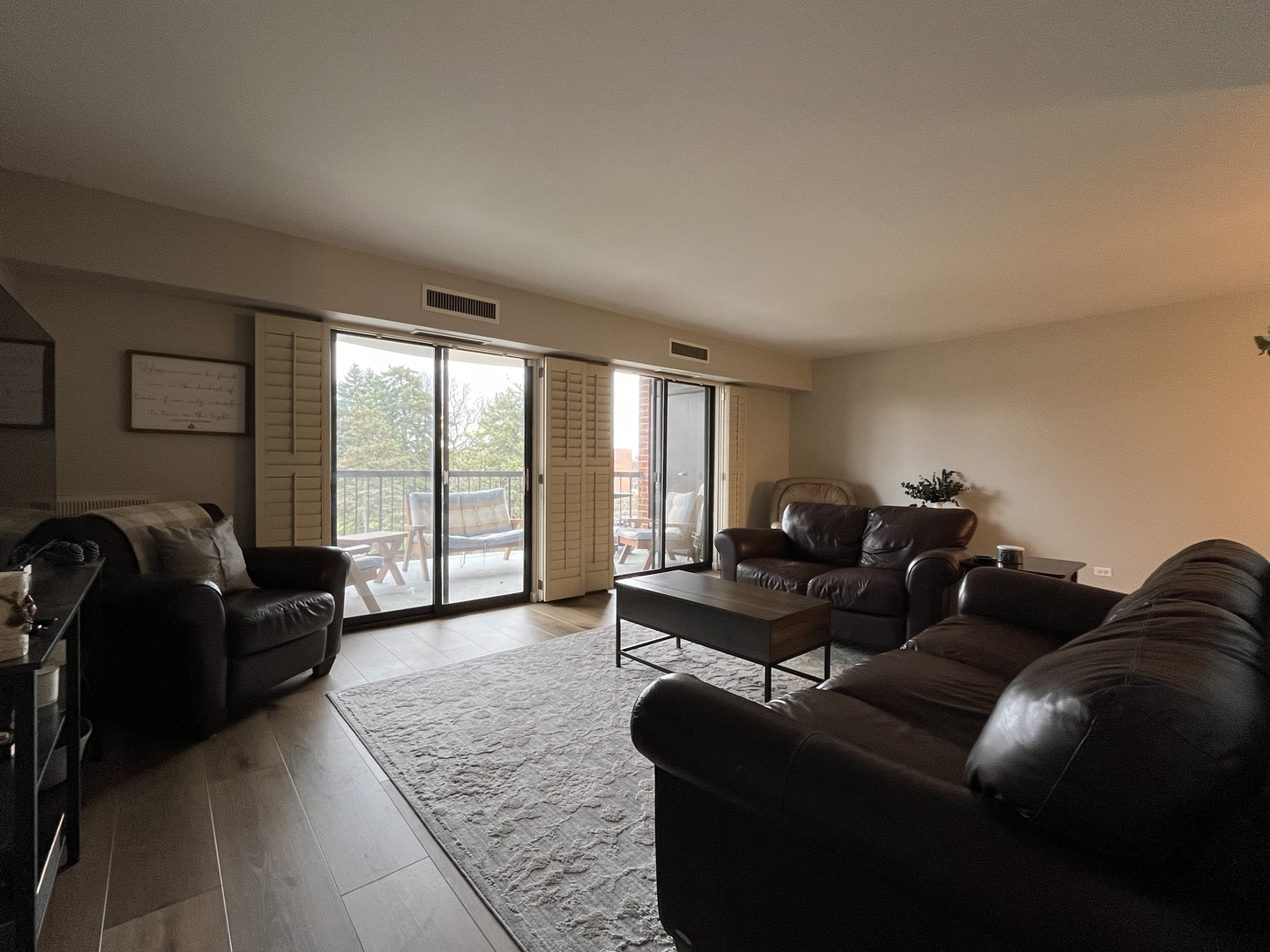 1405 E Central Road #305A, Arlington Heights, IL 60005