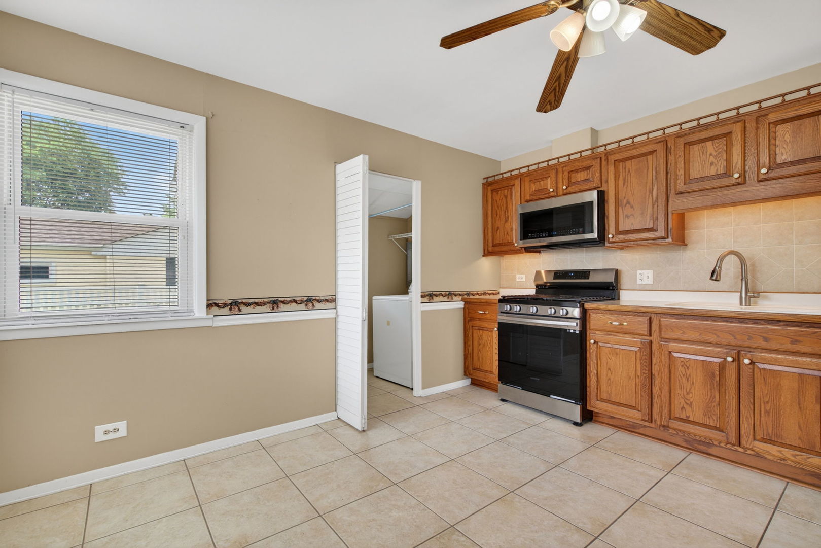 3609 Kingfisher Lane, Rolling Meadows, IL 60008