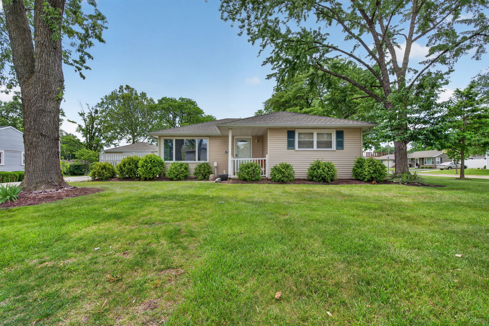 3609 Kingfisher Lane, Rolling Meadows, IL 60008