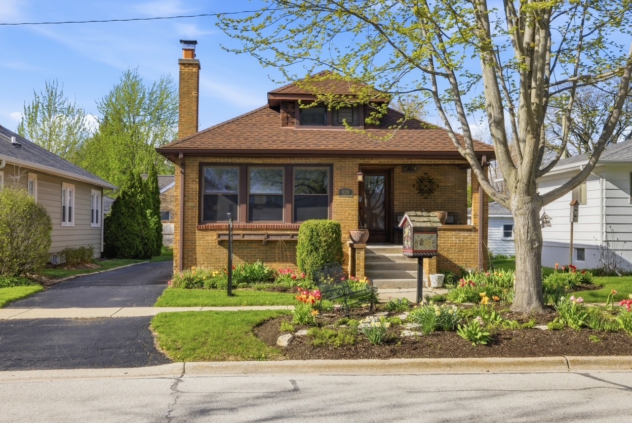 628 Franklin Street, Downers Grove, IL 60515