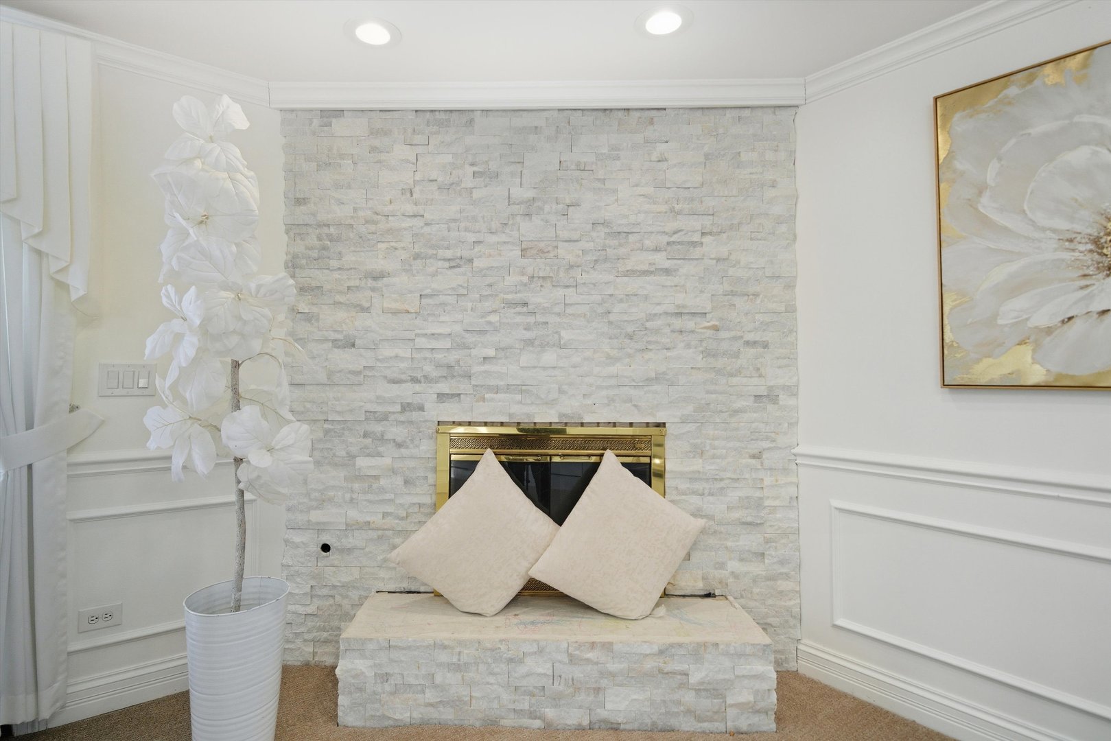 606 S Arlington Heights Road, Arlington Heights, IL 60005