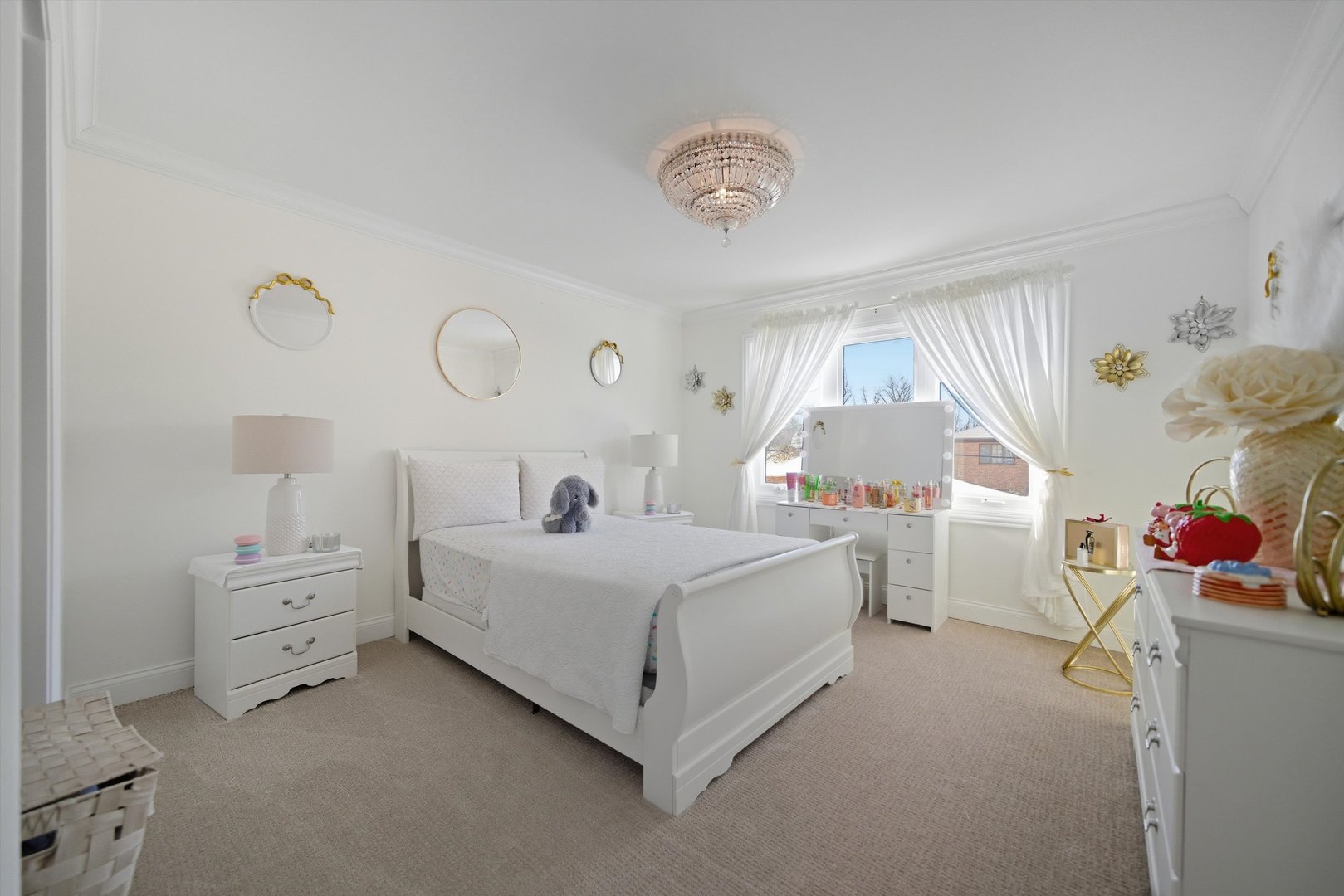 606 S Arlington Heights Road, Arlington Heights, IL 60005