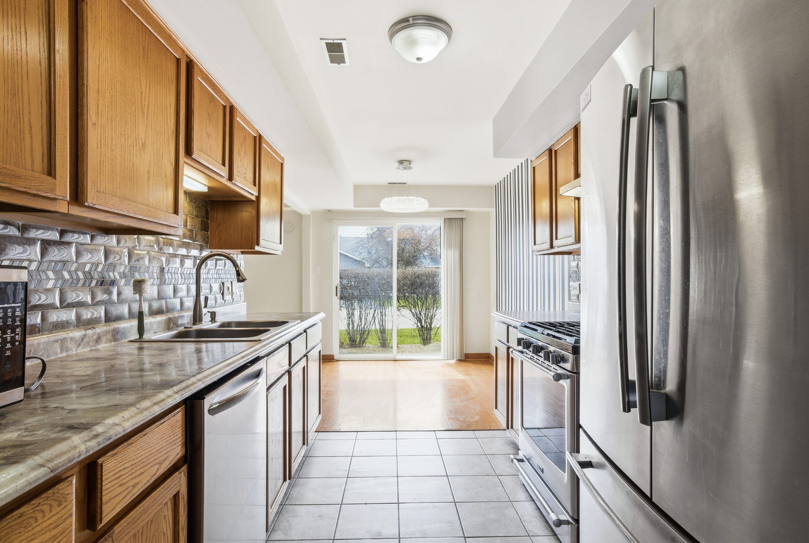 5610 W VON Avenue #A, Monee, IL 60449