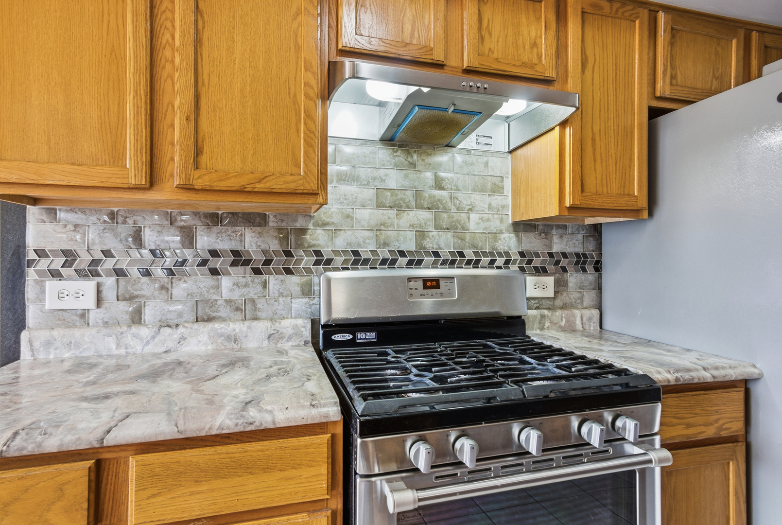 5610 W VON Avenue #A, Monee, IL 60449