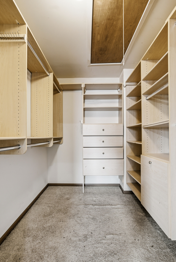 5610 W VON Avenue #A, Monee, IL 60449