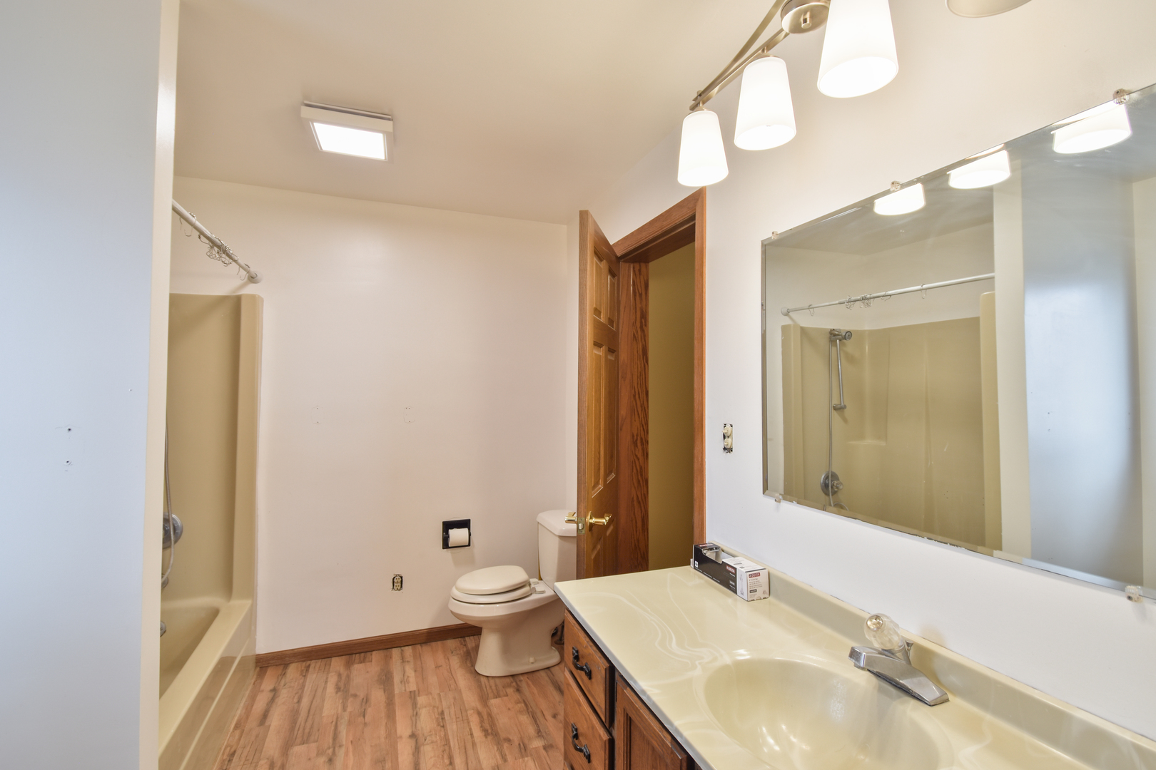 11323 N 1500 East Road, Pontiac, IL 61764