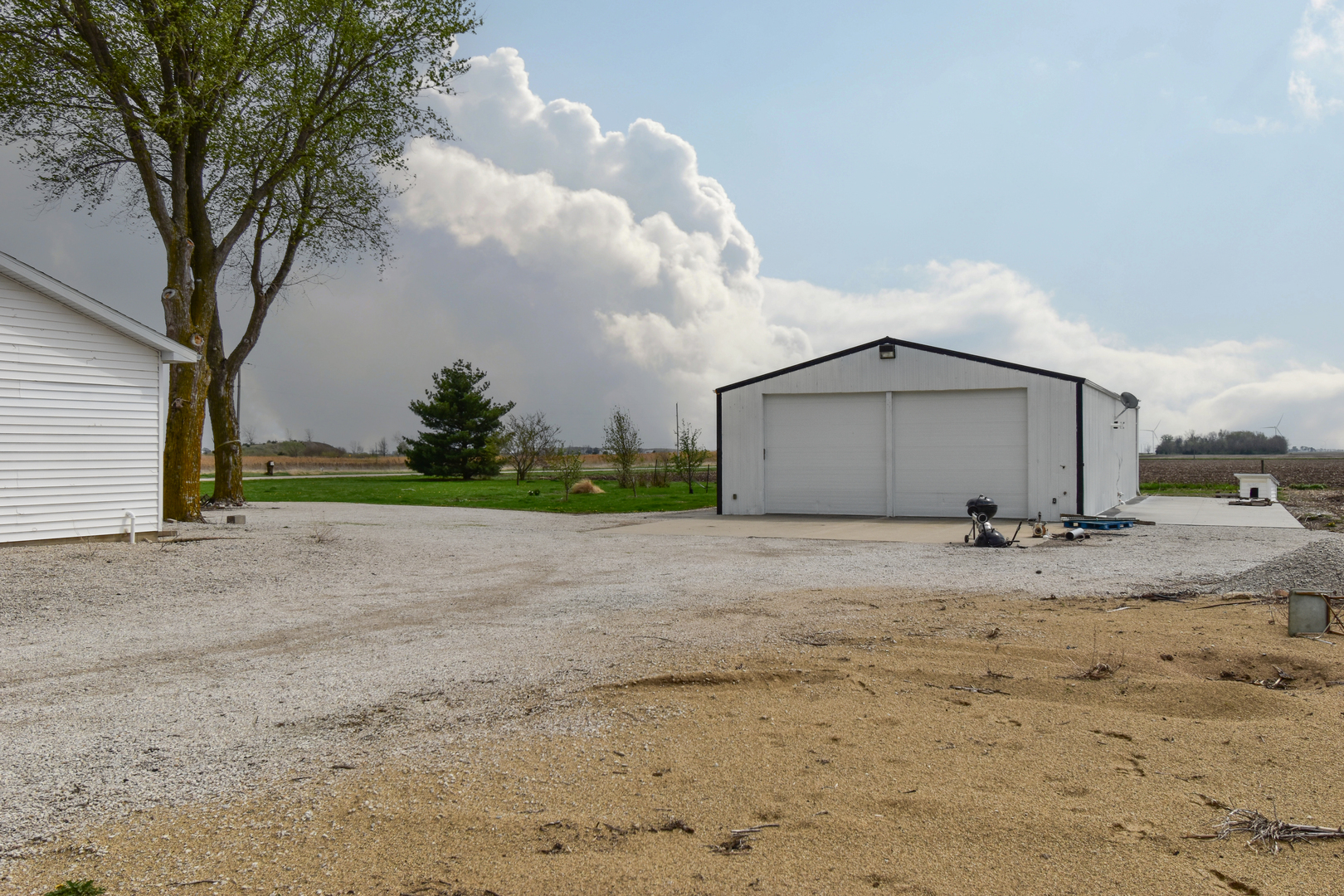 11323 N 1500 East Road, Pontiac, IL 61764