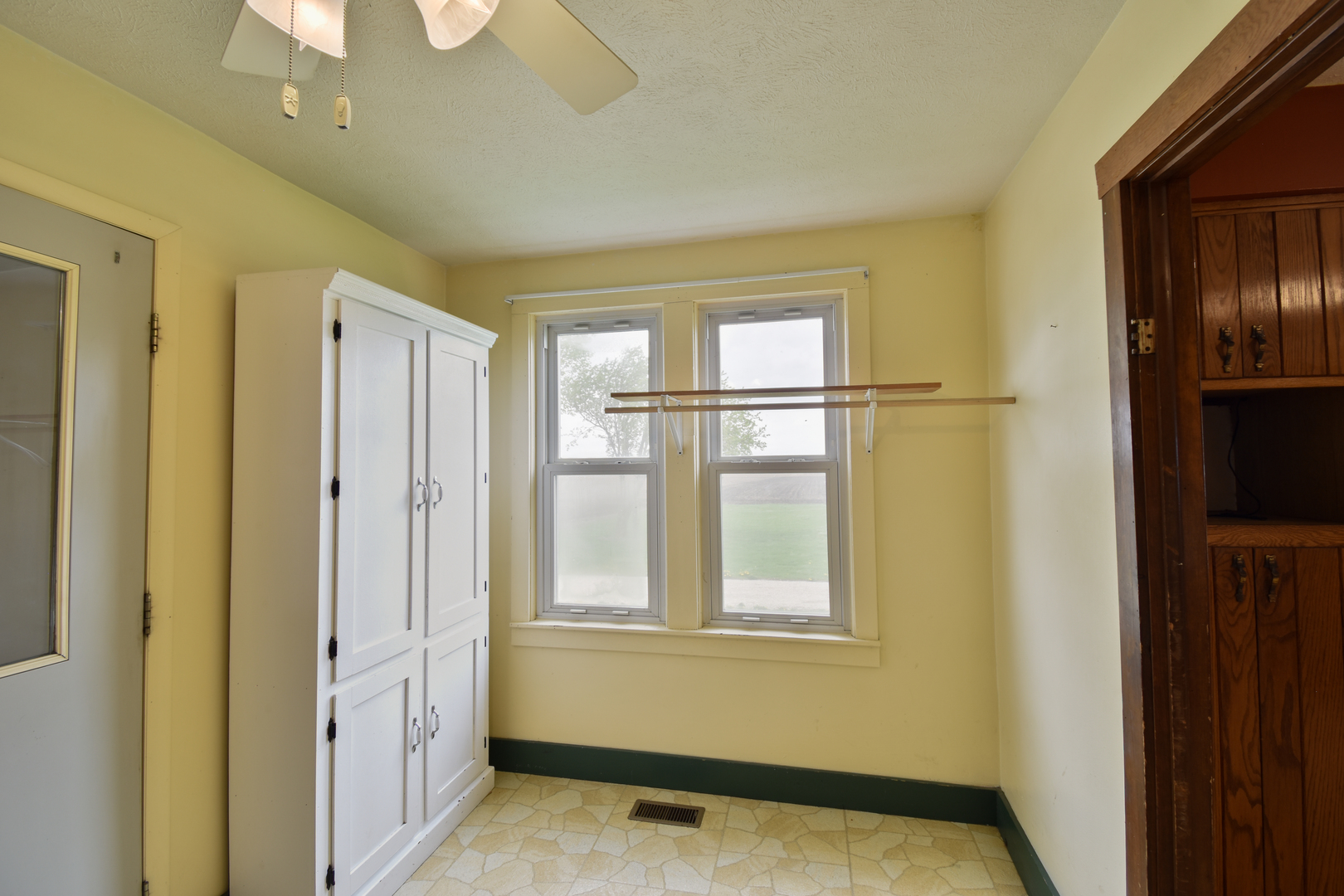 11323 N 1500 East Road, Pontiac, IL 61764