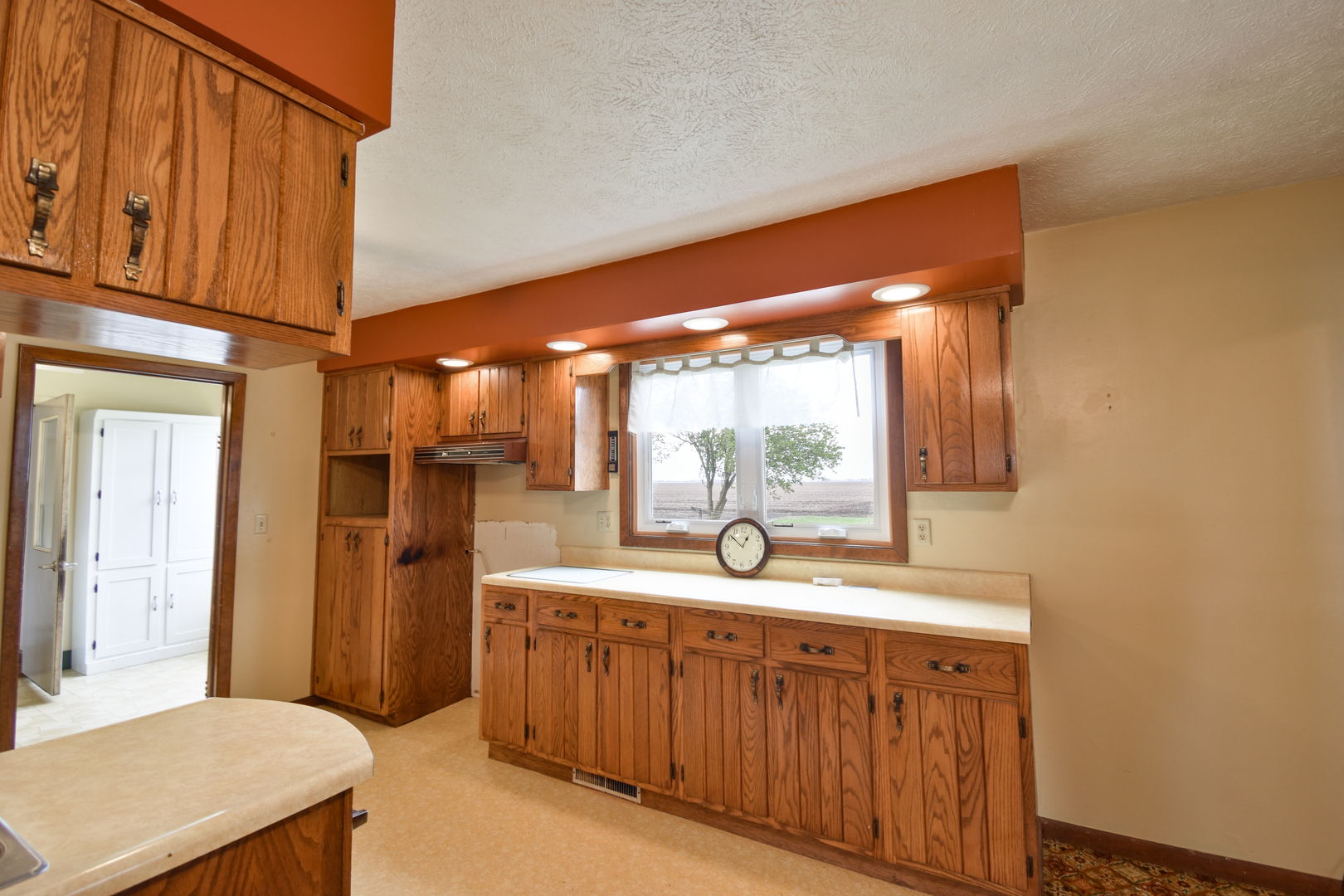 11323 N 1500 East Road, Pontiac, IL 61764