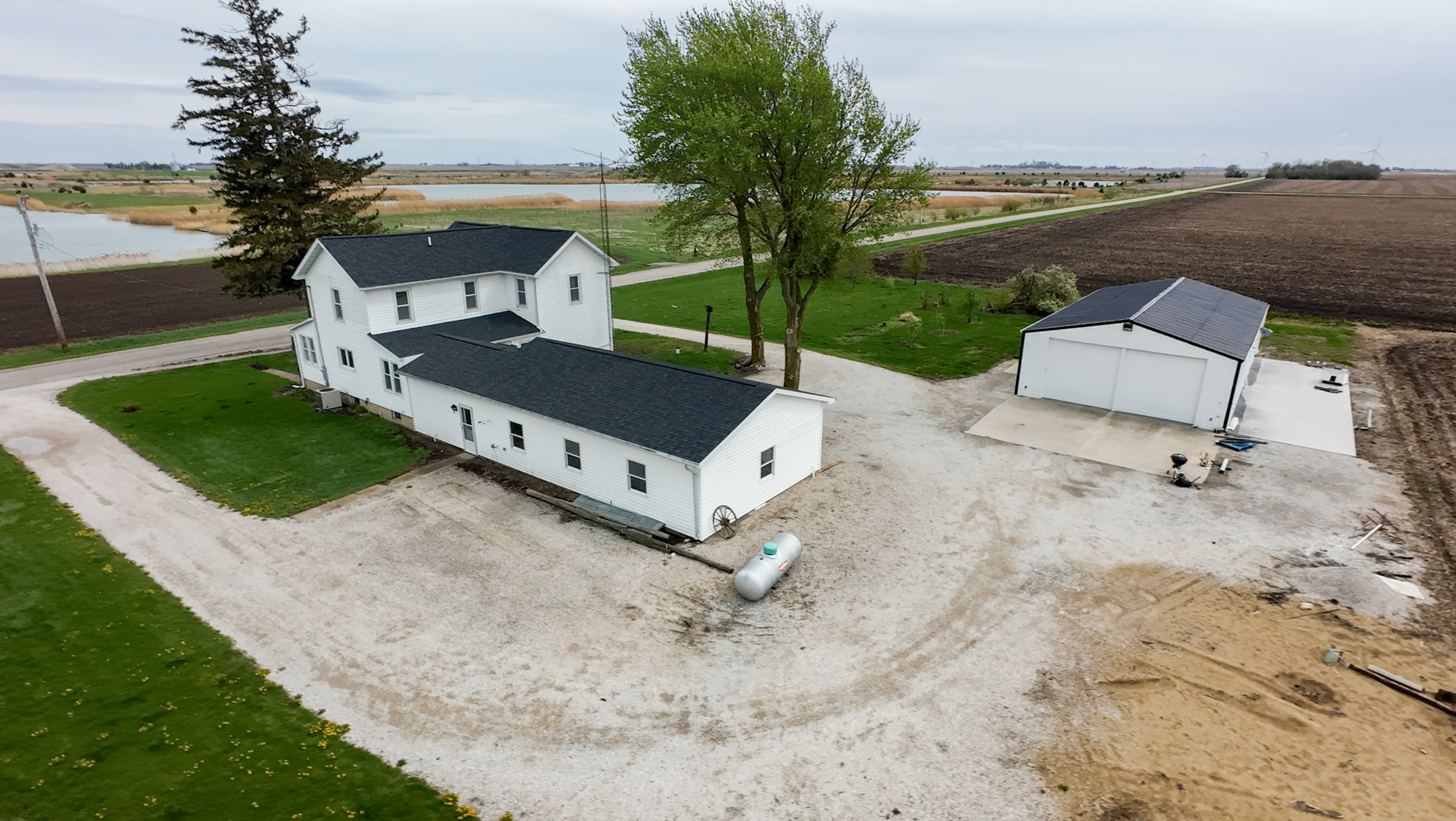 11323 N 1500 East Road, Pontiac, IL 61764