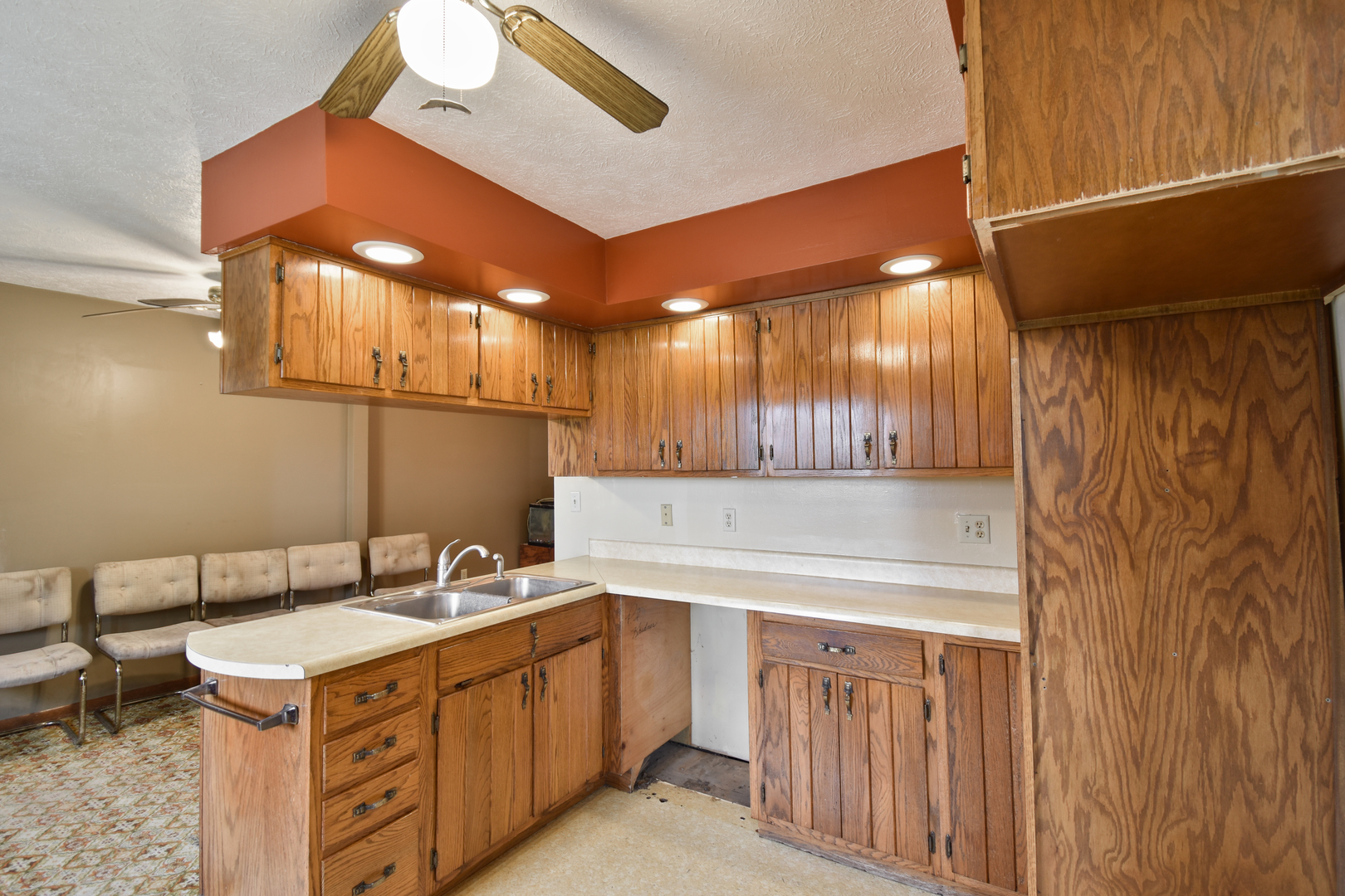 11323 N 1500 East Road, Pontiac, IL 61764