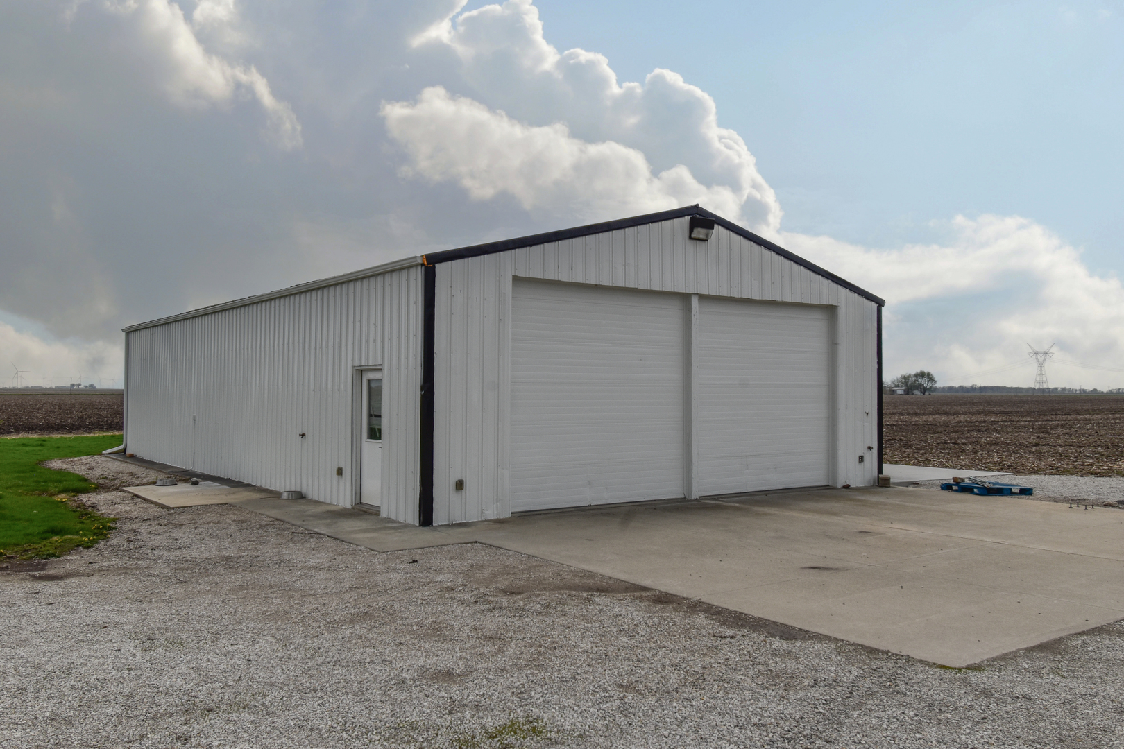 11323 N 1500 East Road, Pontiac, IL 61764