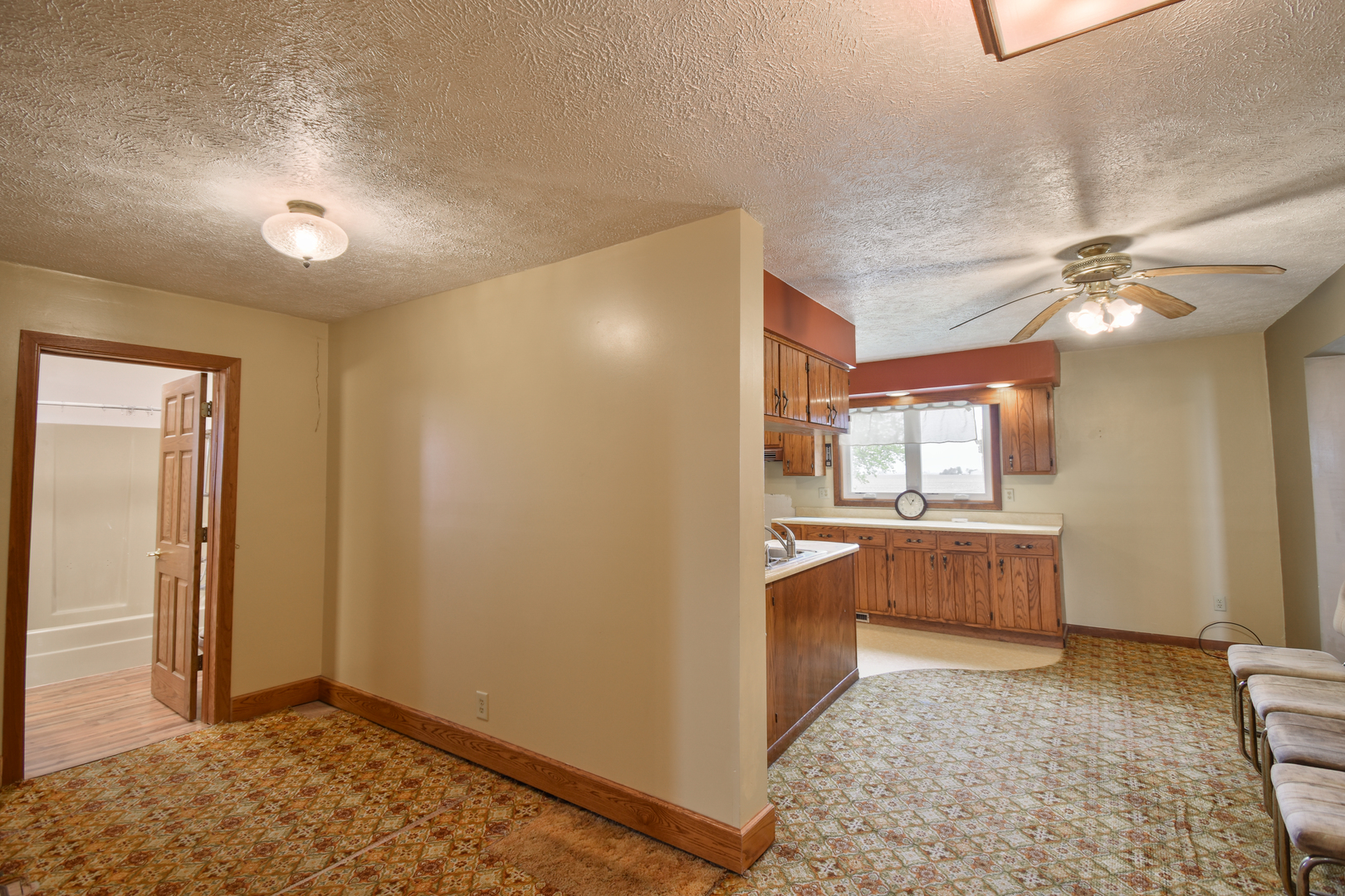 11323 N 1500 East Road, Pontiac, IL 61764