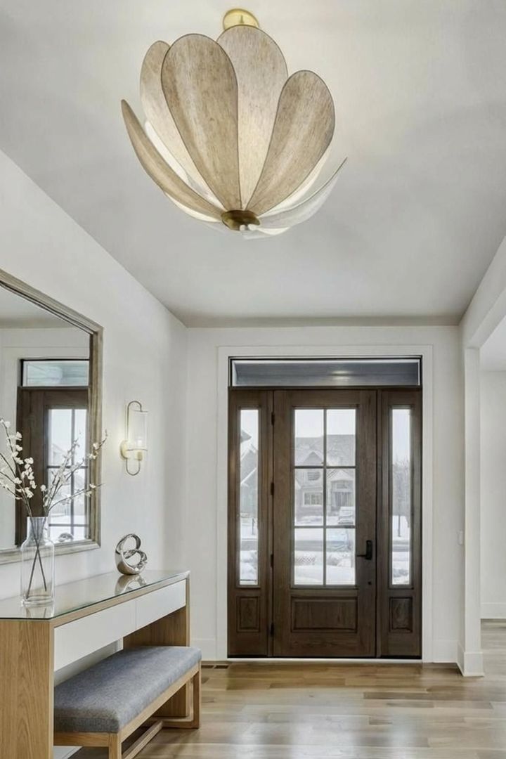 1652 N Lake Charles Drive, Vernon Hills, IL 60061