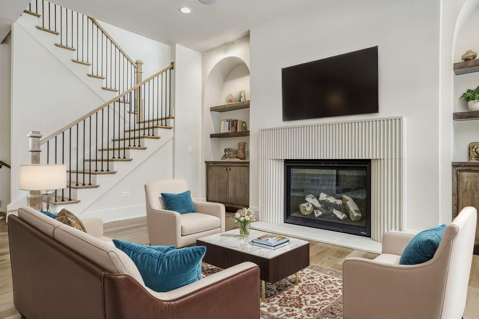 1652 N Lake Charles Drive, Vernon Hills, IL 60061