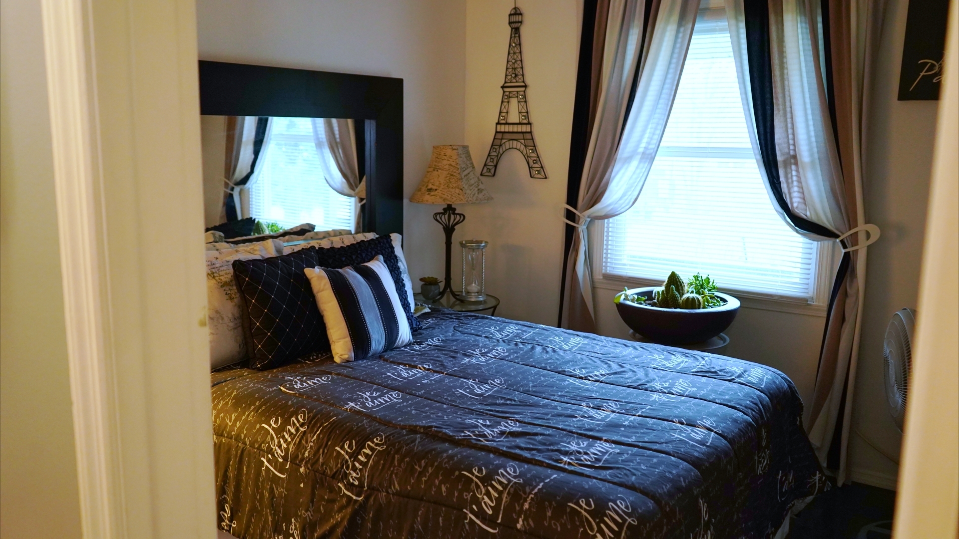 806 S Oak Street, West Chicago, IL 60185