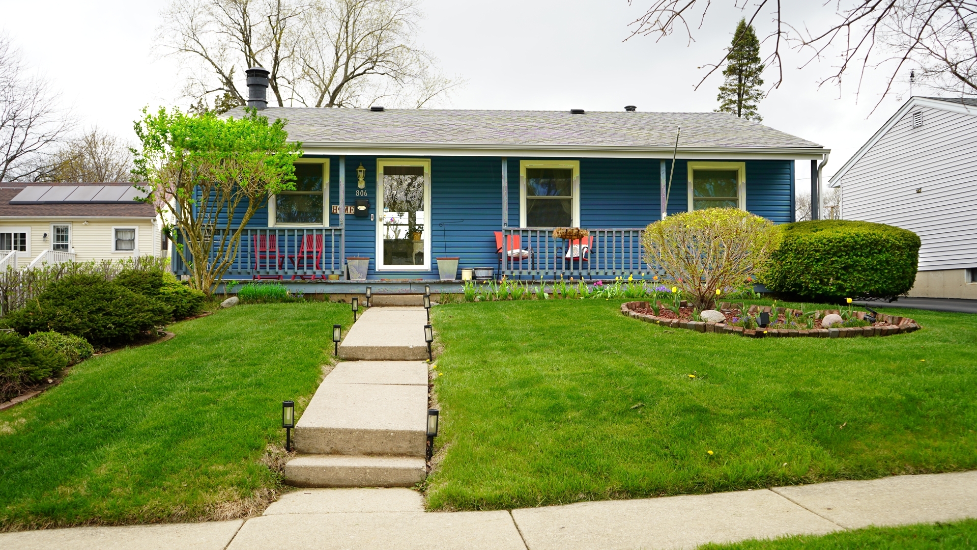 806 S Oak Street, West Chicago, IL 60185