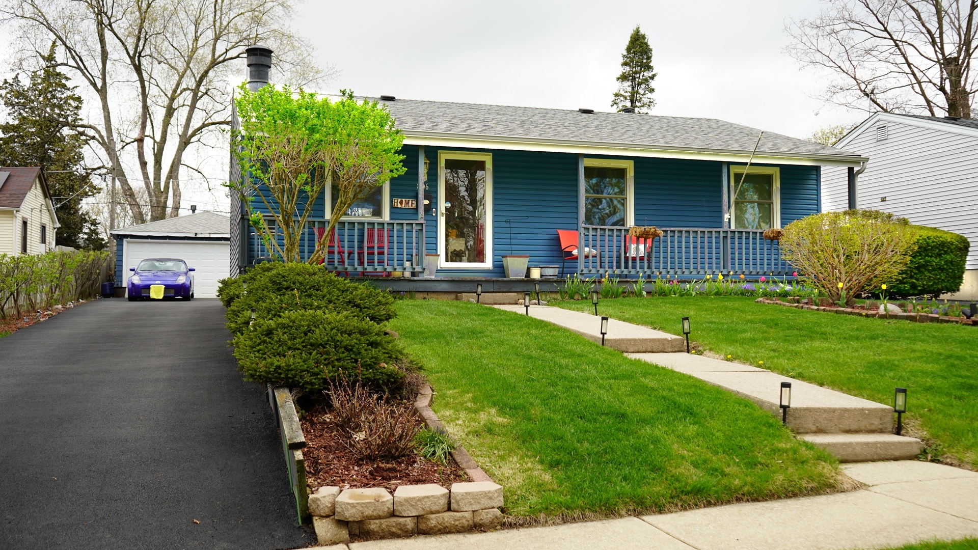 806 S Oak Street, West Chicago, IL 60185