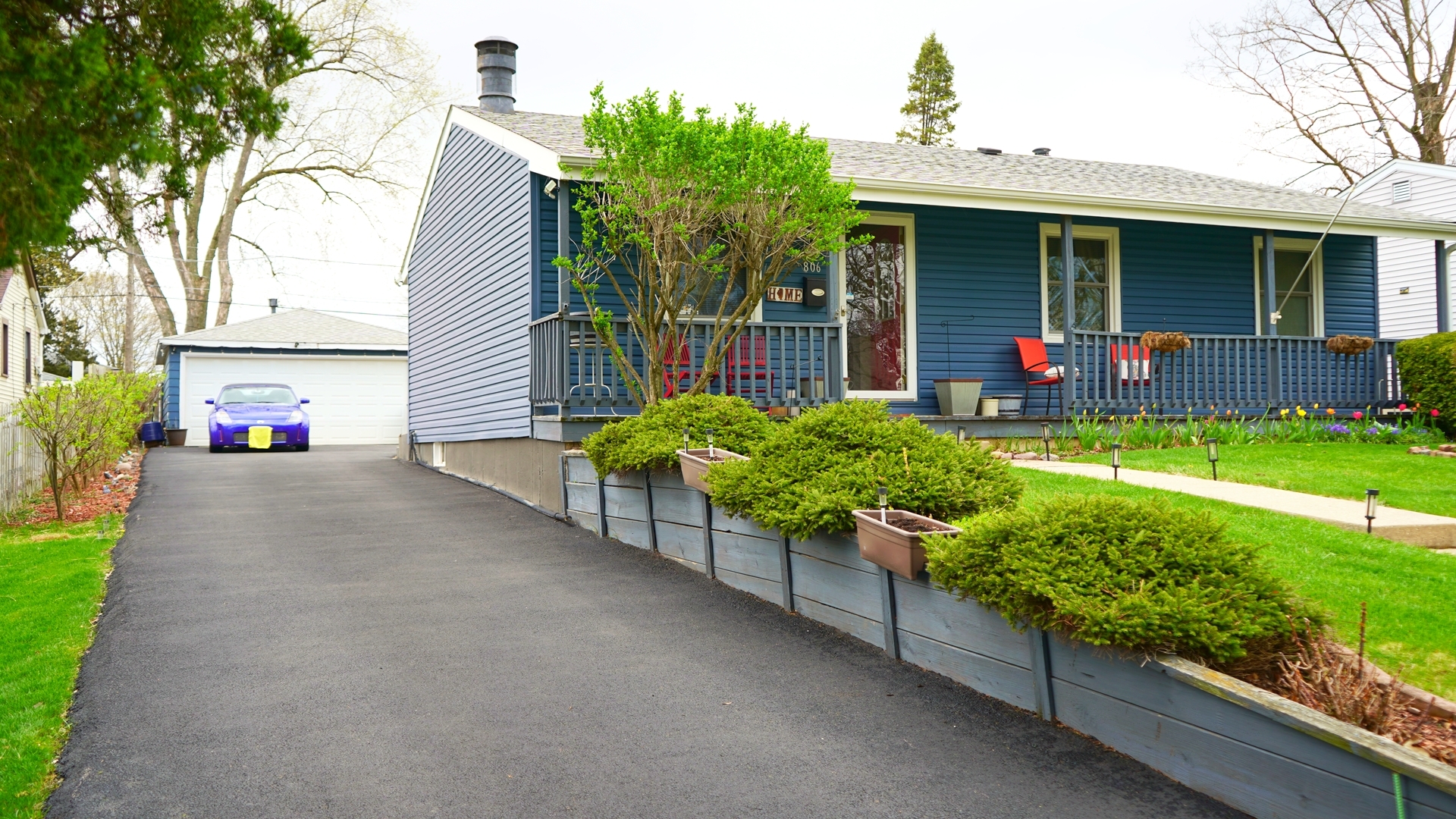 806 S Oak Street, West Chicago, IL 60185