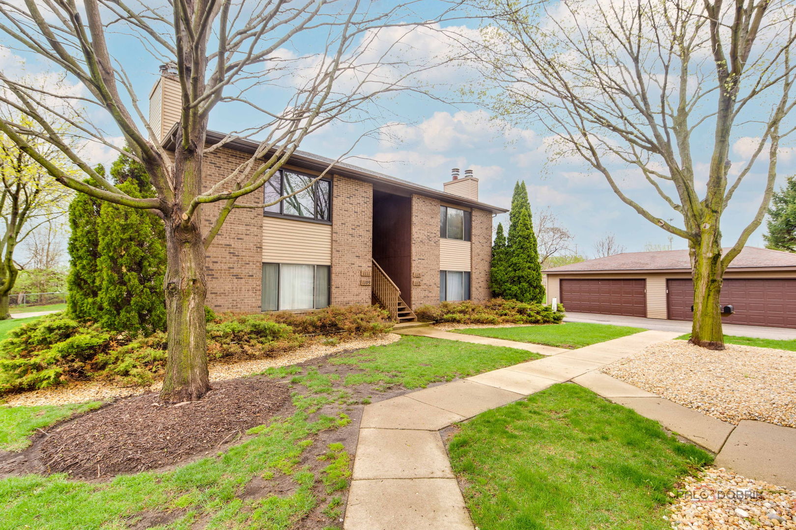 1115 Kane Street #1115, South Elgin, IL 60177