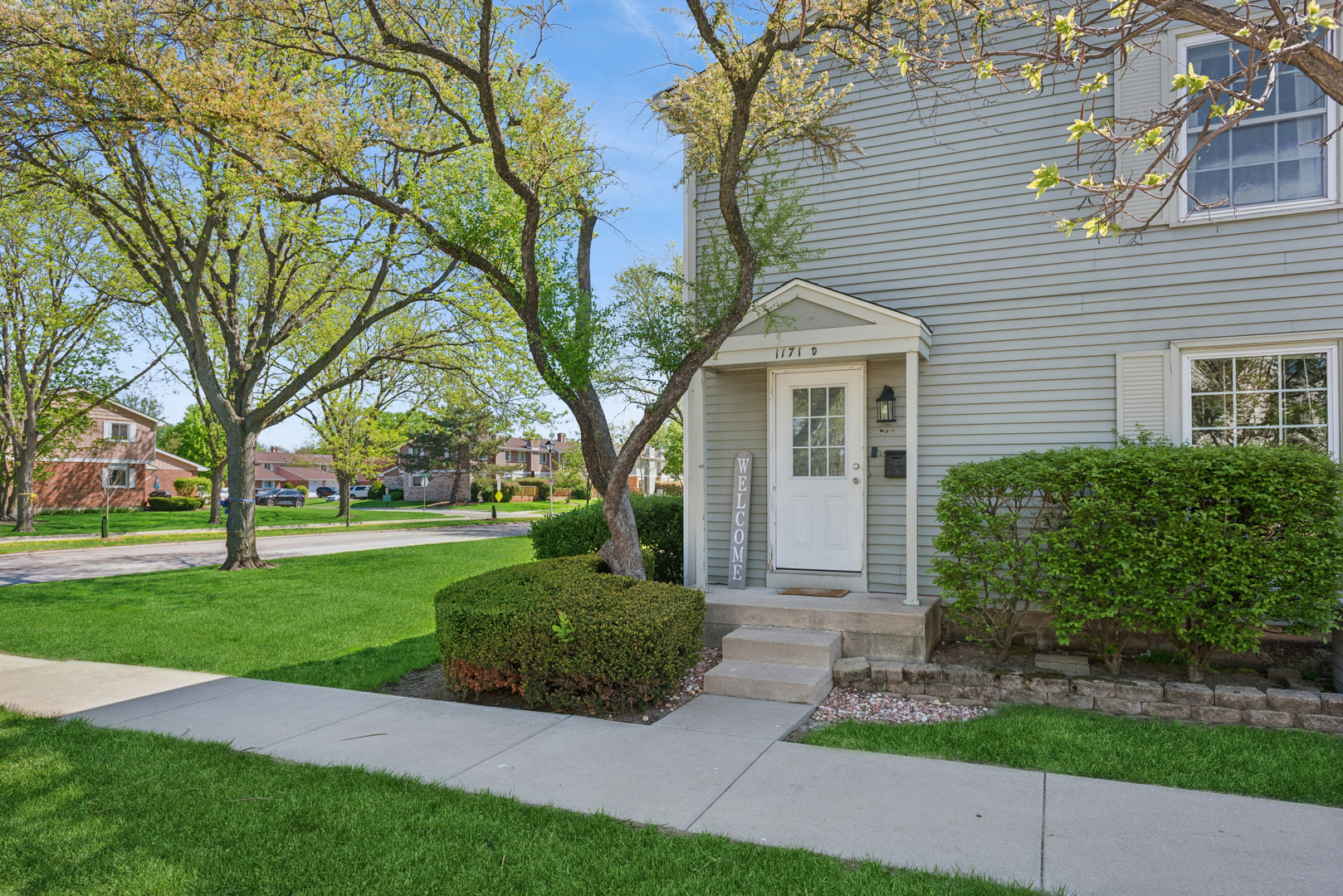 1171 Bunker Hill Court #D, Wheaton, IL 60189