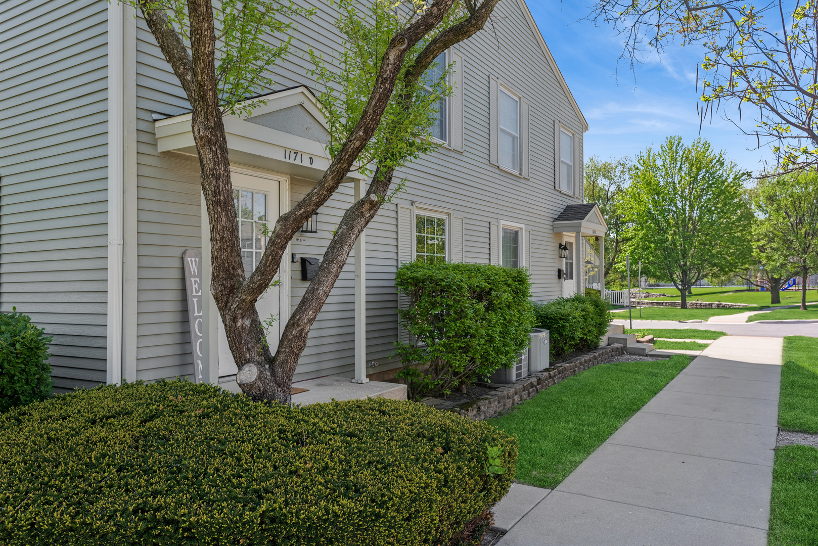 1171 Bunker Hill Court #D, Wheaton, IL 60189