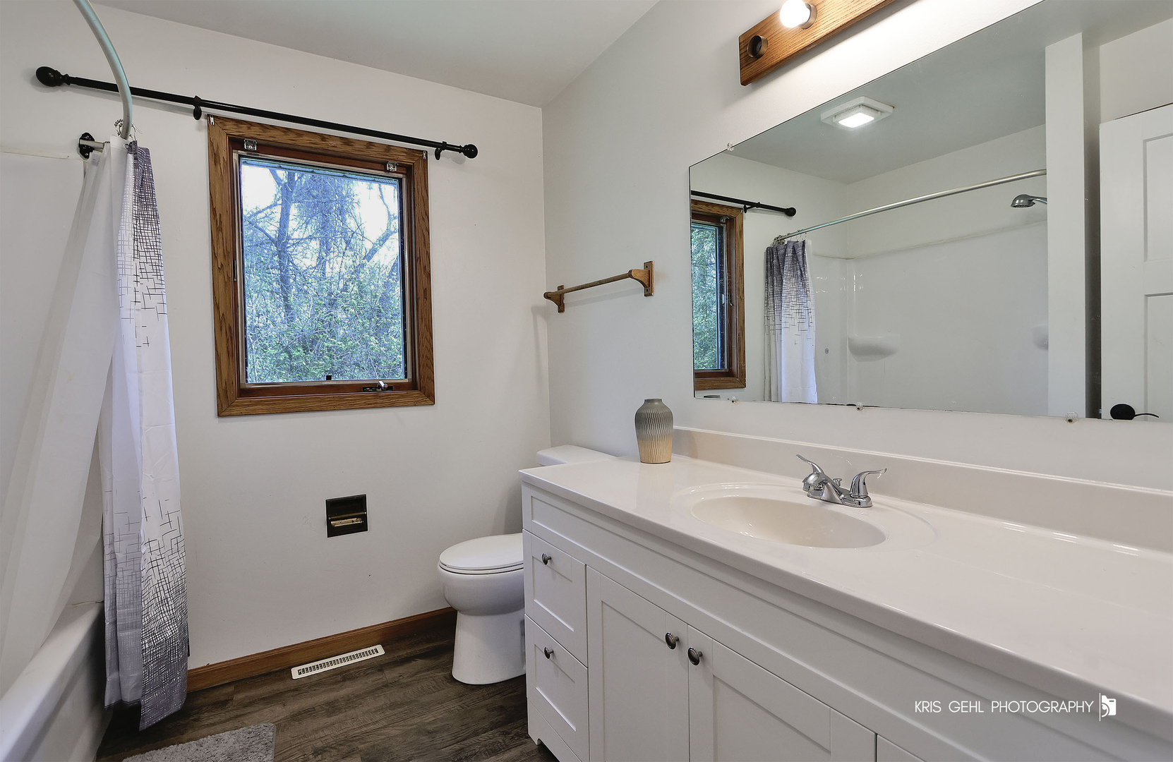 28903 W South Drive, Lakemoor, IL 60051