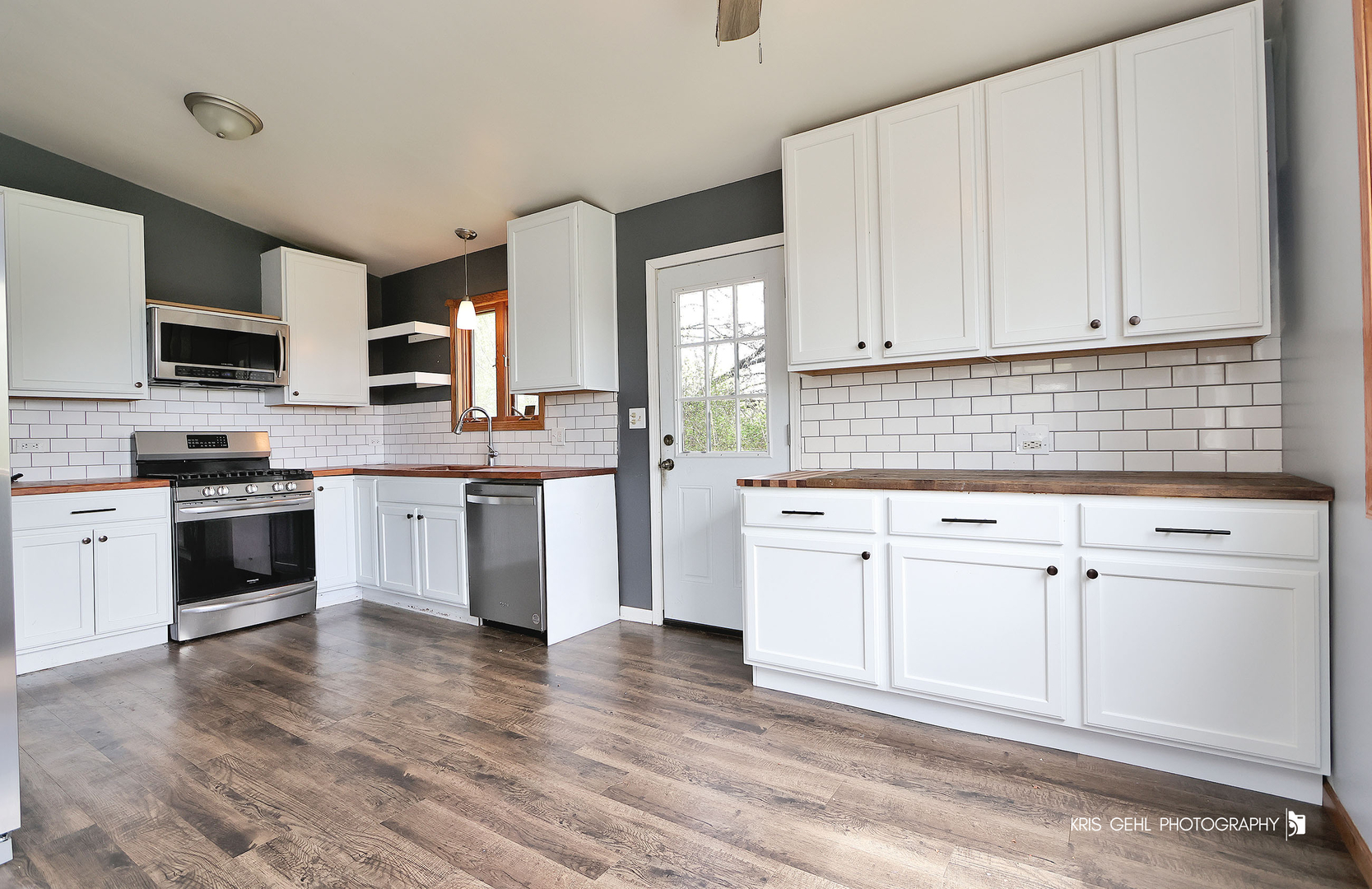 28903 W South Drive, Lakemoor, IL 60051