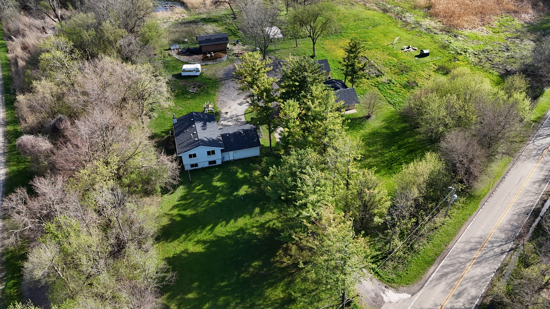 28903 W South Drive, Lakemoor, IL 60051