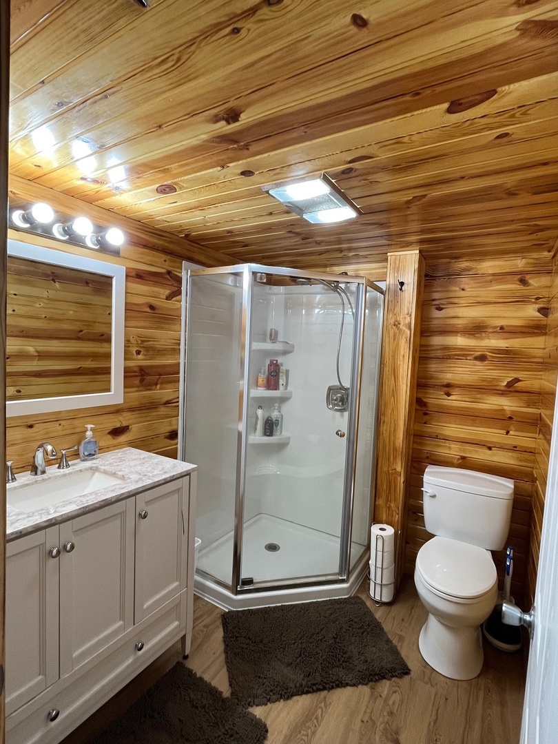 2096 Edge Rock Road, Rockton, IL 61072