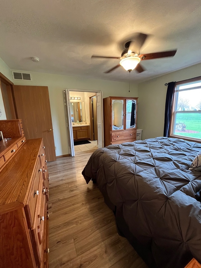 2096 Edge Rock Road, Rockton, IL 61072