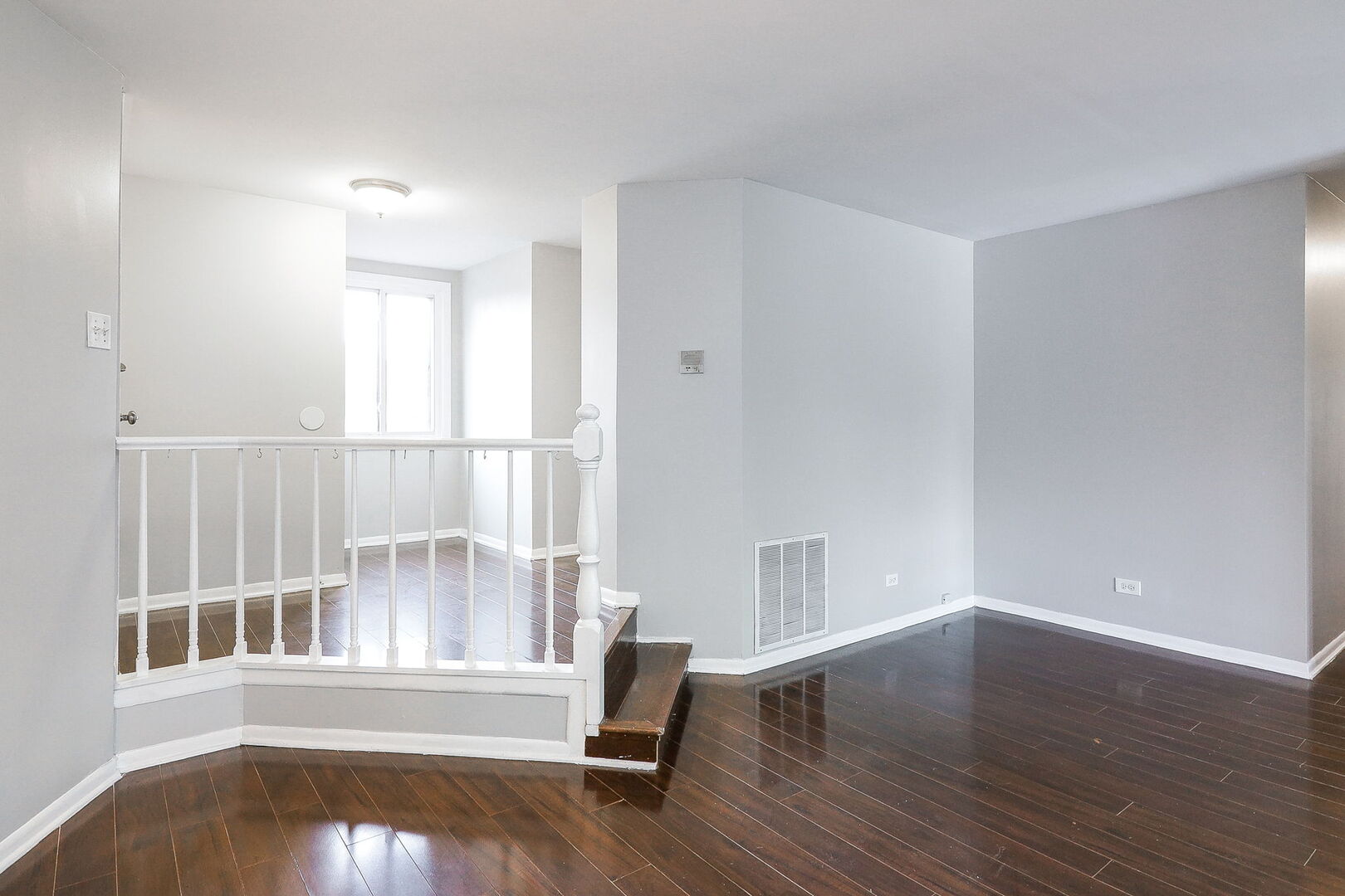 1782 Gloucester Court #B, Wheaton, IL 60189